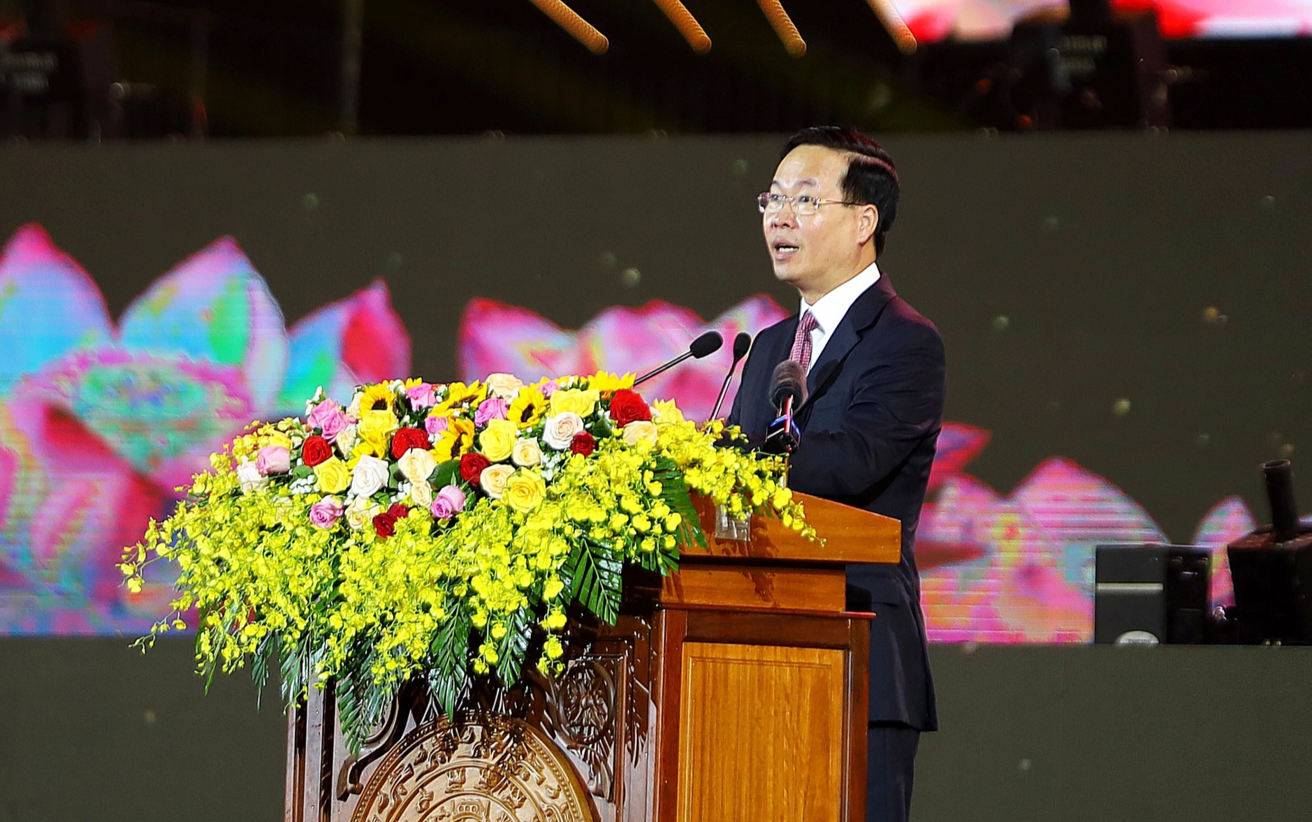 Chủ tịch nước Võ Văn Thưởng: Hậu Giang phải triển khai nhiều giải pháp ứng phó với biến đổi khí hậu - Ảnh 1.