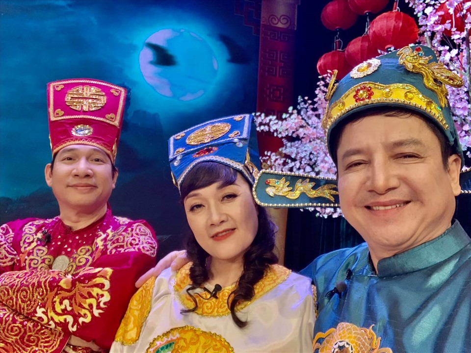 NSƯT Chí Trung tiết lộ diện mạo mới của &quot;Táo quân 2024&quot; - Ảnh 2.