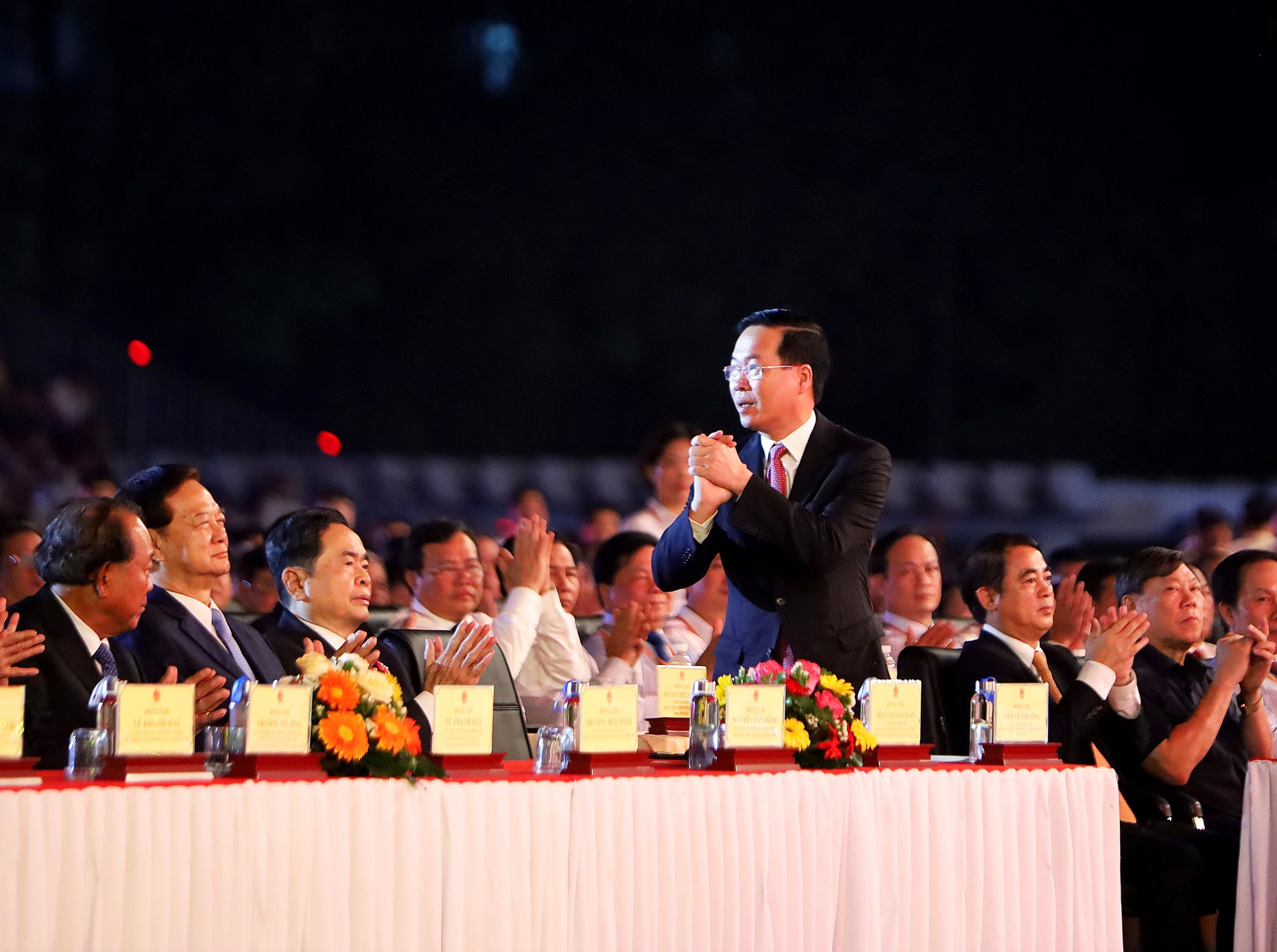 Chủ tịch nước Võ Văn Thưởng: Hậu Giang phải triển khai nhiều giải pháp ứng phó với biến đổi khí hậu - Ảnh 2.