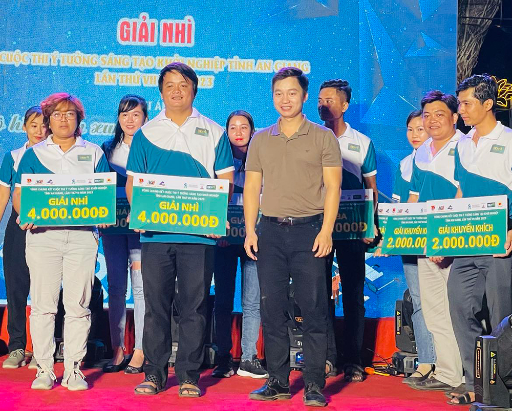 Đem con cua đồng muối lên thành món ngon, một anh trai làng An Giang đạt giải Nhì ý tưởng khởi nghiệp - Ảnh 2.