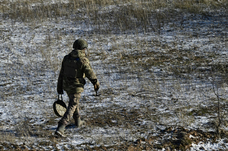 'Những bẫy chết chóc' mới khiến đặc công Ukraine phải đối mặt với mối nguy hiểm ngày càng đáng sợ- Ảnh 1.