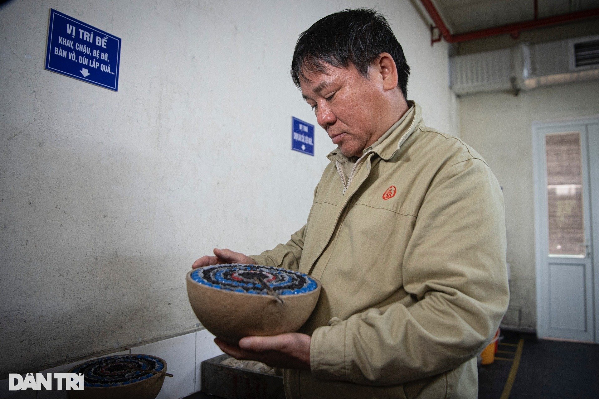 Cận cảnh quy trình sản xuất pháo hoa tầm cao bên trong Nhà máy Z121- Ảnh 11.