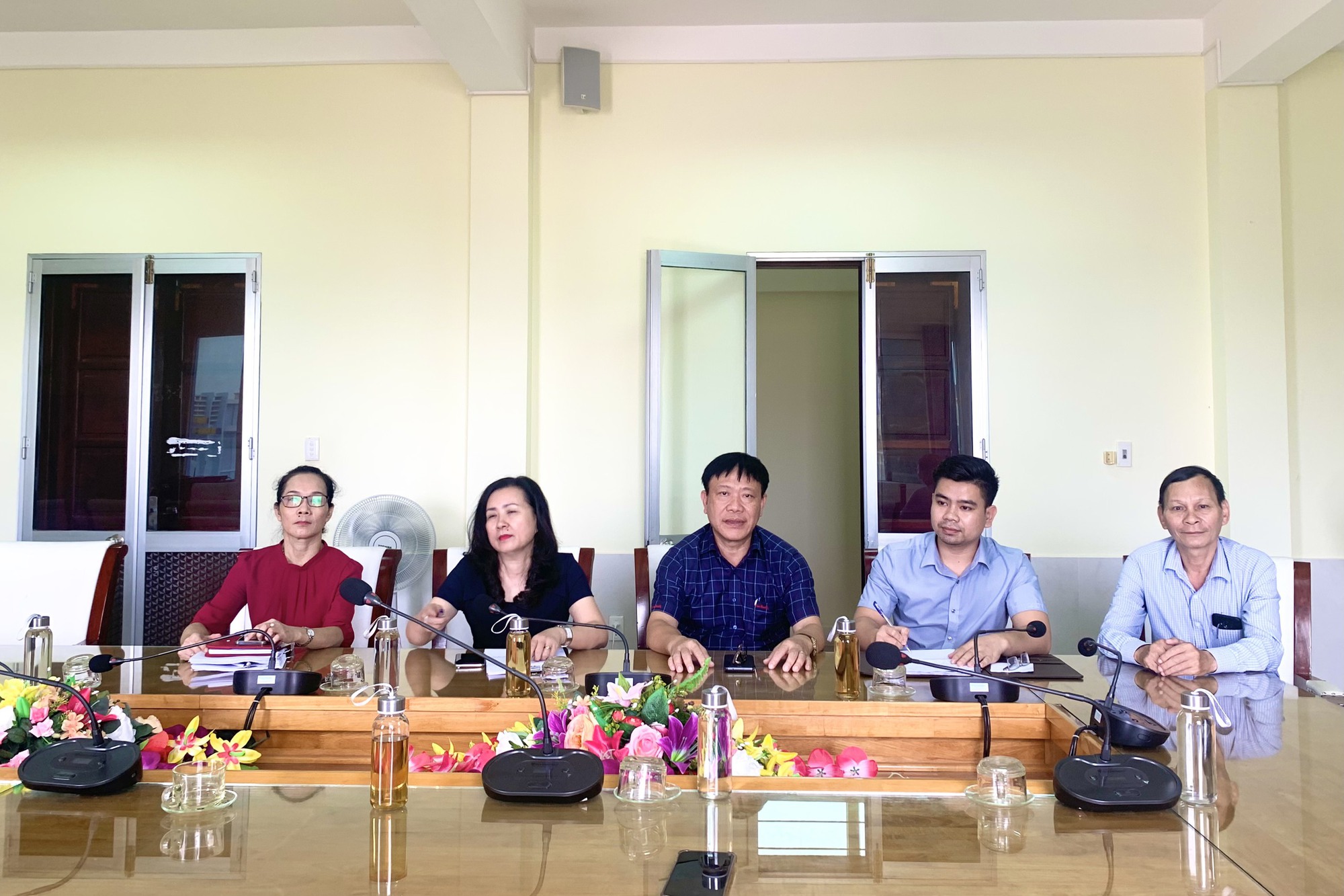 Nợ lương 140 giảng viên, nhân viên, Trường Đại học Quảng Bình không còn khả năng chi trả- Ảnh 2.