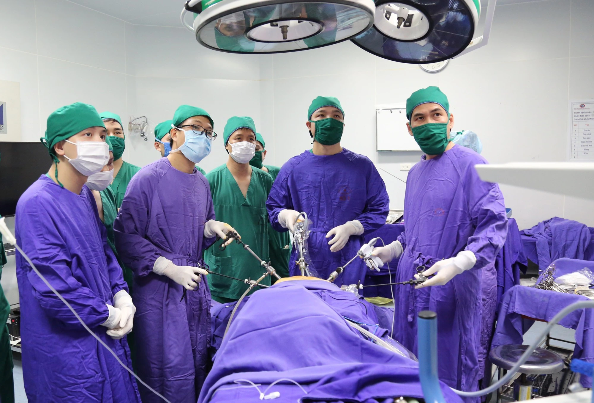 1 tháng sụt 8kg, người đàn ông tá hỏa khi phát hiện mắc bệnh hiểm- Ảnh 1.