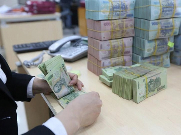 Lãi suất thấp chưa từng có: Vietcombank lại kéo lãi tiết kiệm xuống chỉ còn 1,7%- Ảnh 2.