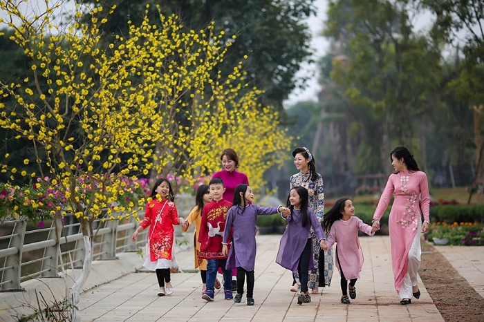 Hướng xuất hành đẹp năm Giáp Thìn 2024 để cả năm vận đỏ như son, cầu được ước thấy- Ảnh 2.