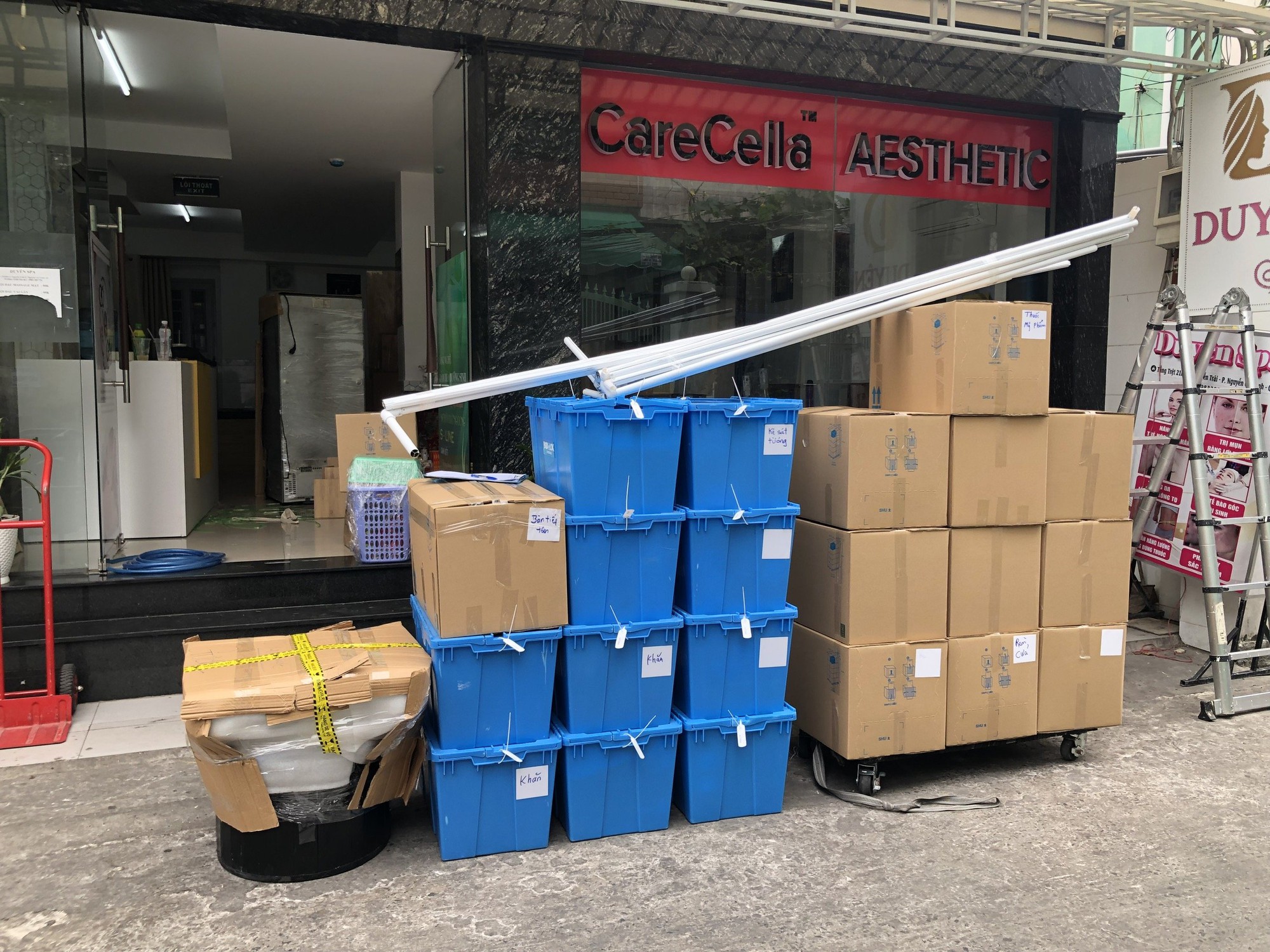 Những nghề "hốt bạc" dịp Tết: Dịch vụ giữ đồ, bảo vệ tài sản hút khách (Bài cuối)- Ảnh 4.