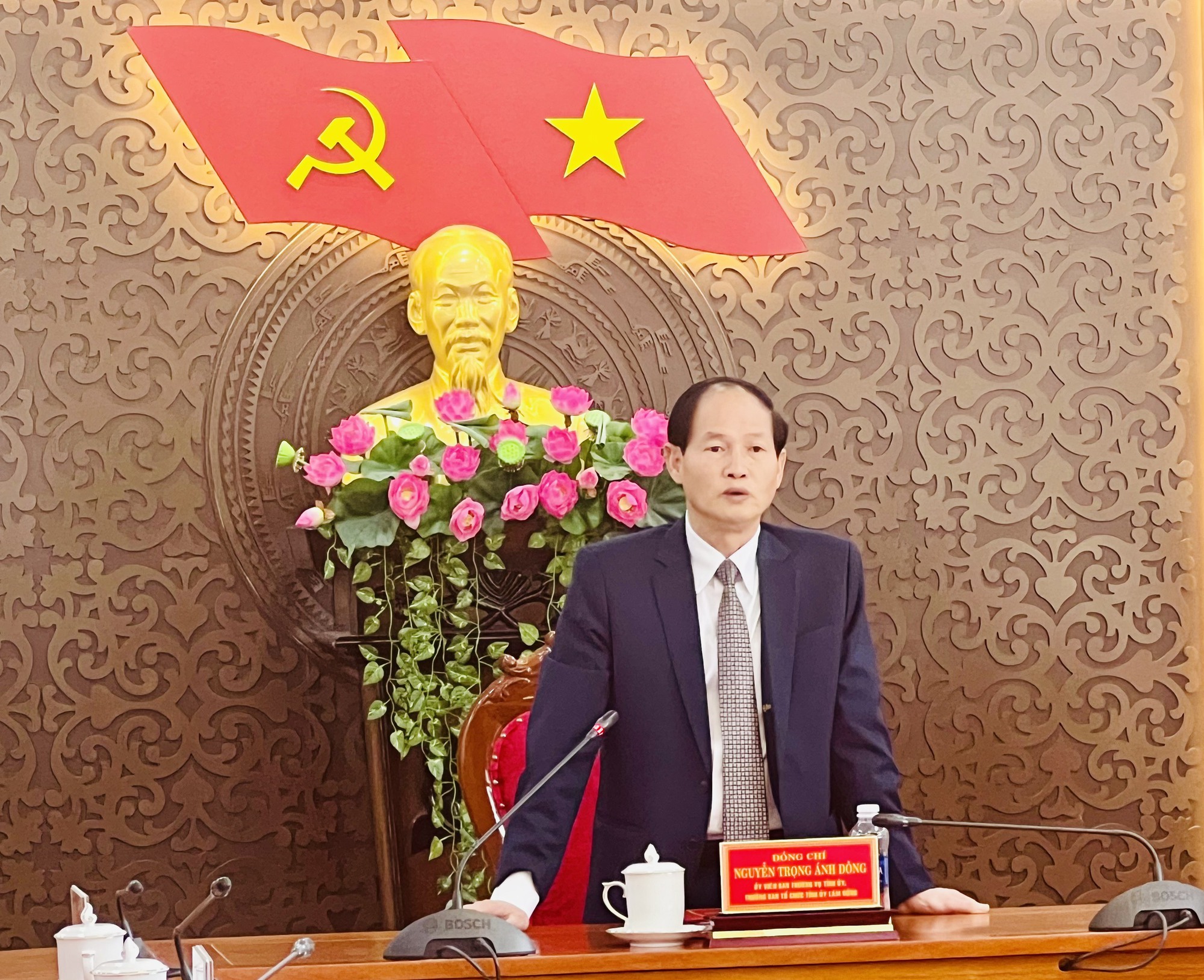 Ai được ủy quyền phụ trách, giải quyết công việc của Thường trực Tỉnh ủy Lâm Đồng?- Ảnh 1.