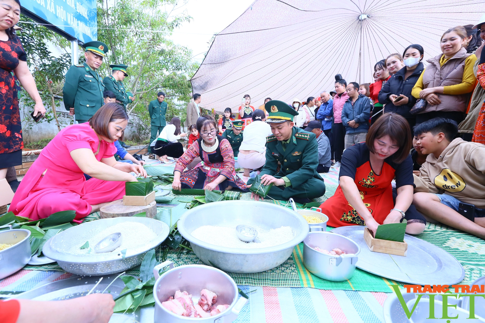 Biên phòng Sơn La quan tâm chăm lo cho học sinh và nhân dân khu vực biên giới- Ảnh 4.