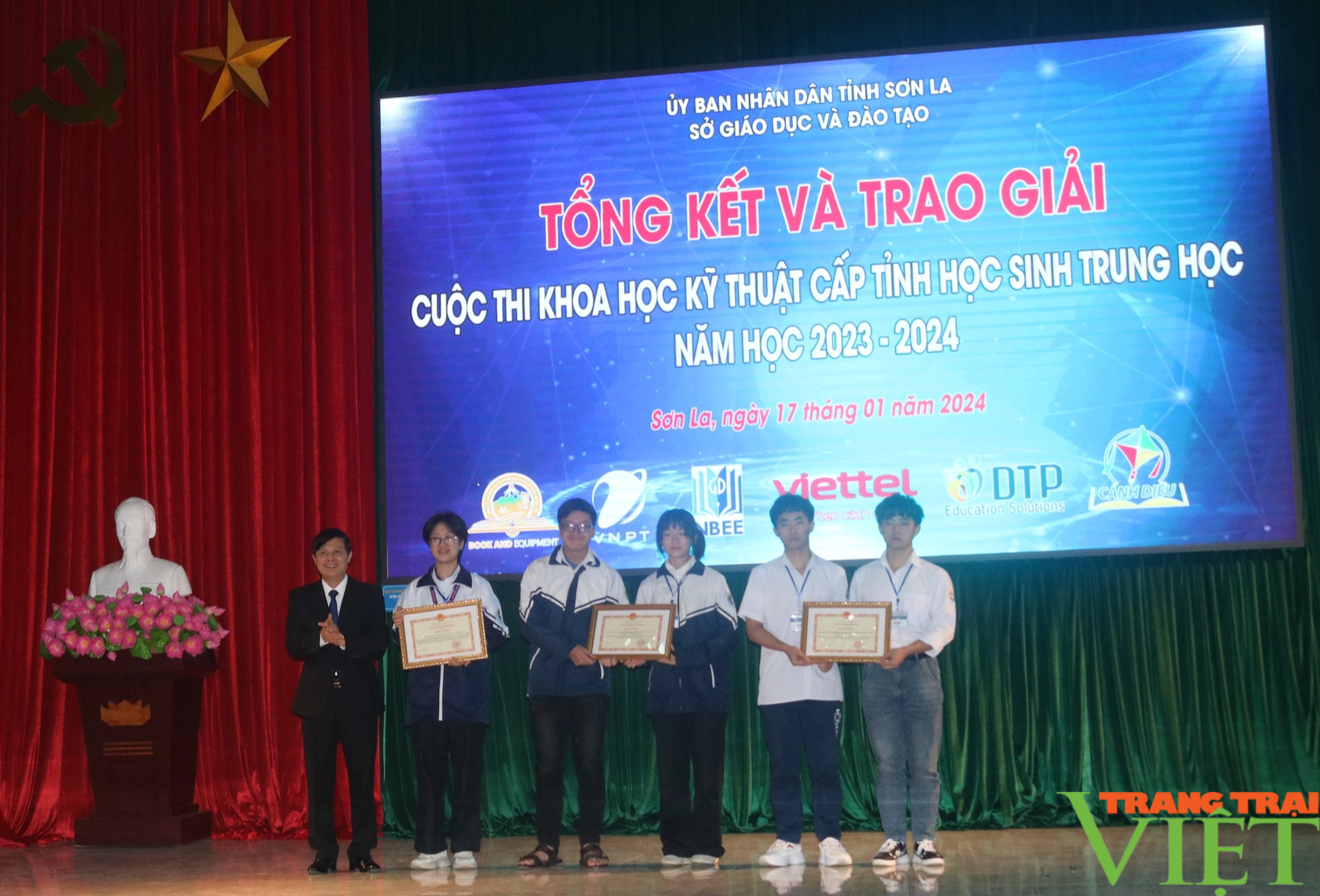 Sơn La: Hơn 90 dự án đạt giải tại cuộc thi khoa học kỹ thuật dành cho học sinh trung học- Ảnh 6. Sơn La: Hơn 90 dự án đạt giải tại cuộc thi khoa học kỹ thuật dành cho học sinh trung học- Ảnh 6.