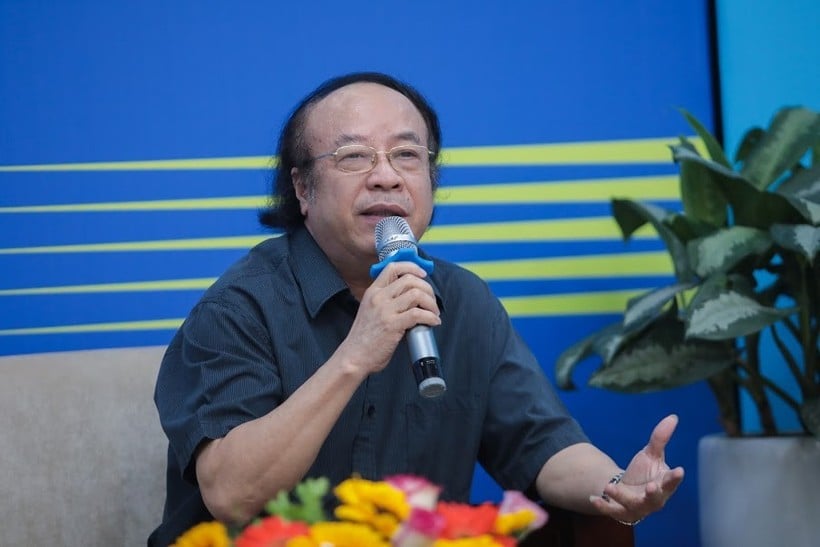 Chủ biên CT Ngữ văn 2018 trao đổi về tỉ lệ điểm đọc hiểu, viết của bài kiểm tra- Ảnh 1.