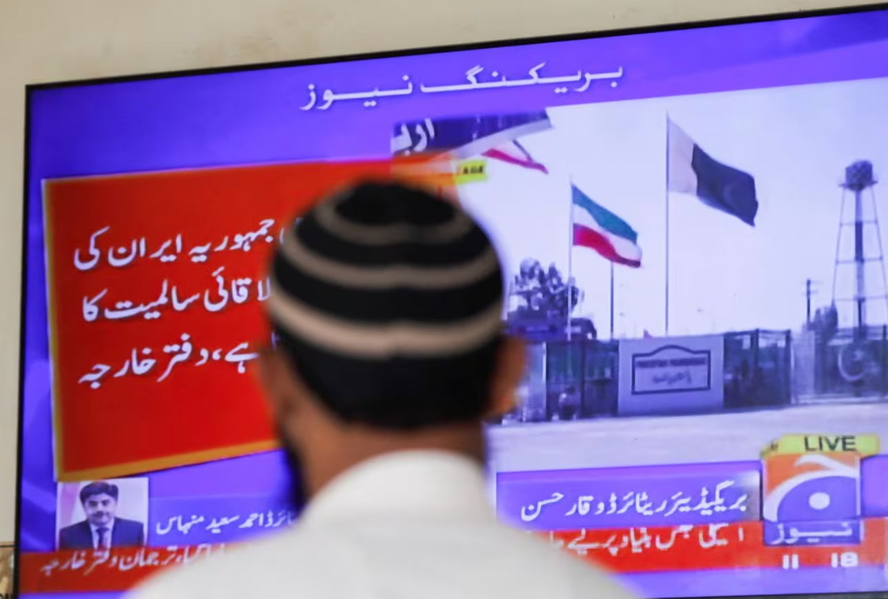 Thẳng tay trả đũa, Pakistan tấn công các mục tiêu bên trong Iran- Ảnh 1.