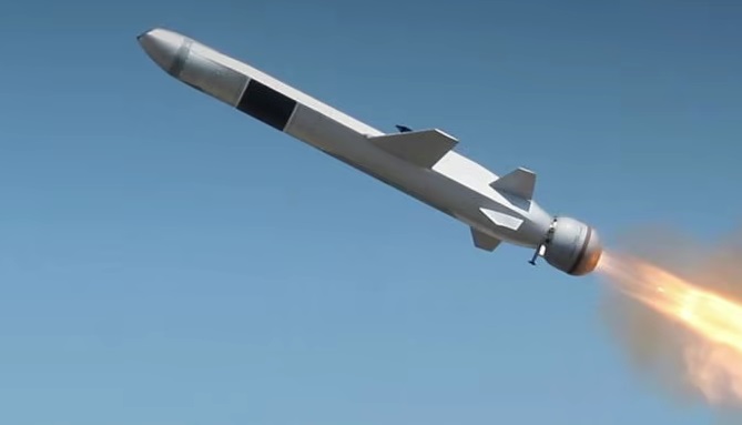 Nga, Ukraine ồ ạt không kích lẫn nhau, hàng chục tên lửa, UAV bị bắn hạ- Ảnh 1.