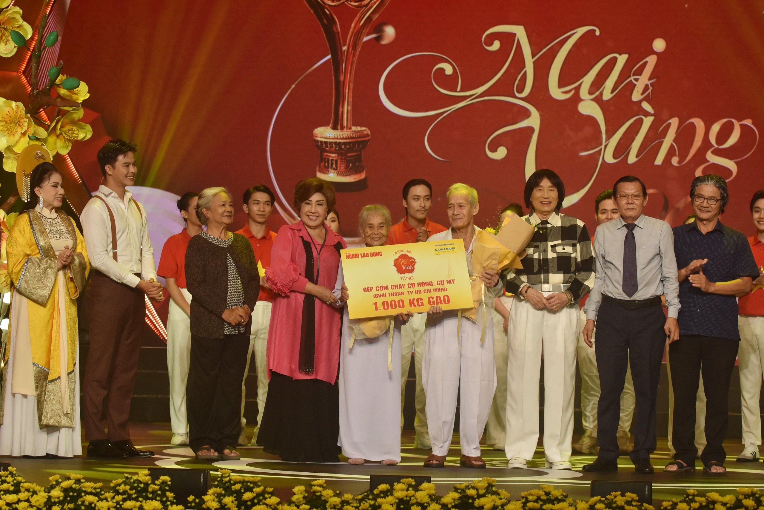 Đen Vâu giành cú đúp giải Mai Vàng 2023 với ca khúc "Nấu ăn cho em"- Ảnh 5.