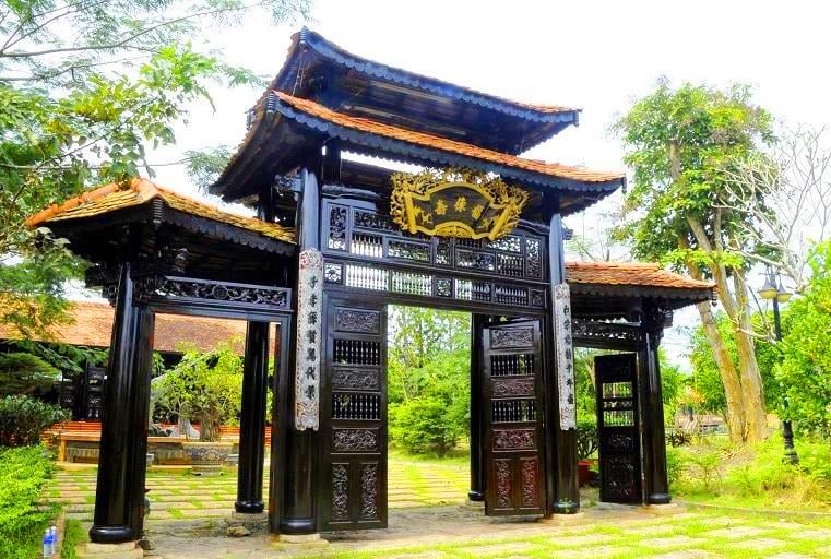 Phát lộ vô vàn hiện vật cổ nền văn hóa Óc Eo ở nhiều gò đất vùng nông thôn của Long An- Ảnh 1.