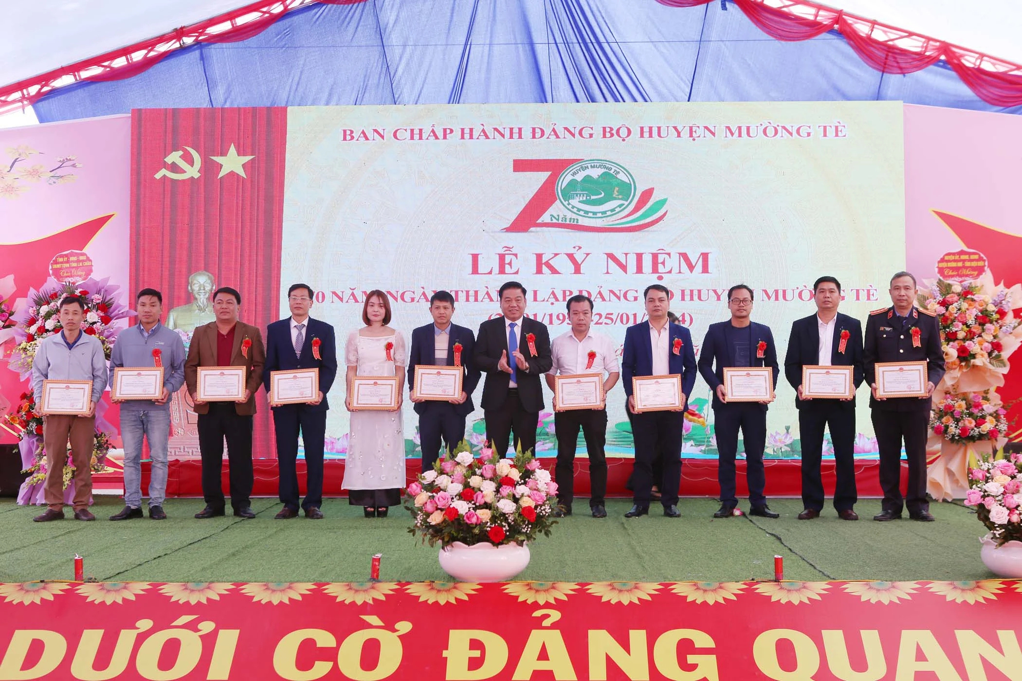 Kỷ niệm 70 thành lập: Huyện biên giới Mường Tè phát triển giàu đẹp, văn minh- Ảnh 8.