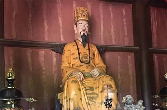 Cuộc đời kỳ lạ của vua Lê Hiển Tông: Từ tù nhân 1 bước lên ngôi hoàng đế- Ảnh 1.