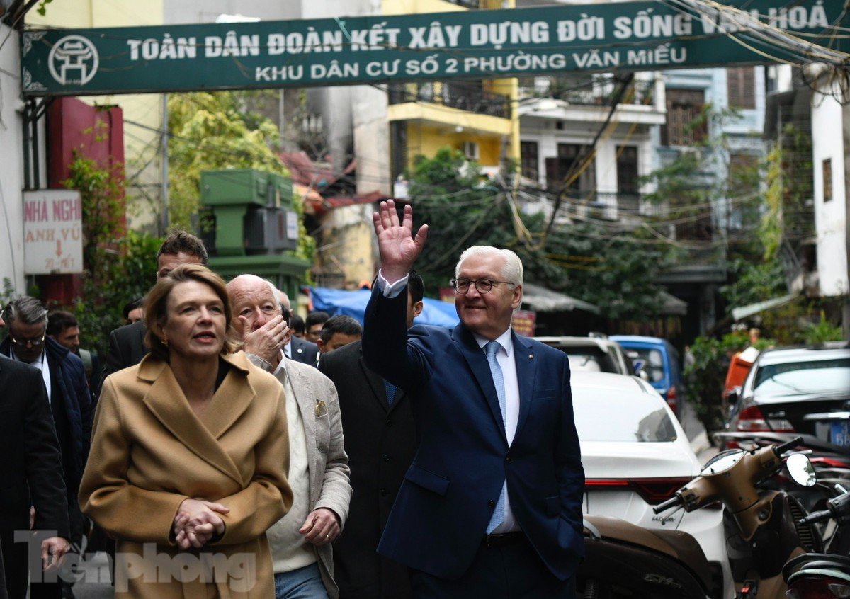 Tổng thống Đức Frank- Walter Steinmeier và Phu nhân thăm Văn Miếu - Quốc Tử Giám- Ảnh 6.