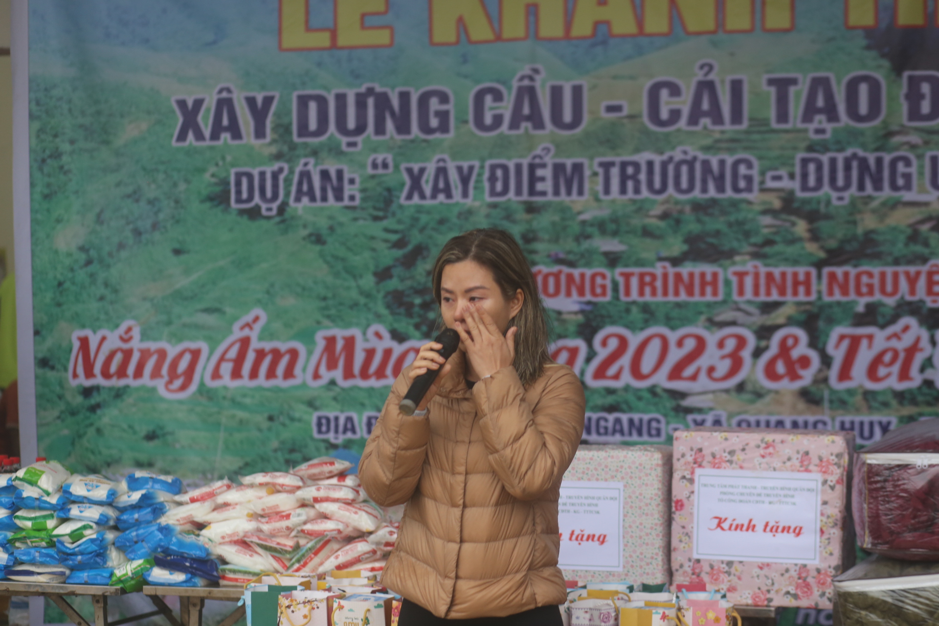Huyện vùng cao Phù Yên khánh thành cầu dân sinh vượt lũ- Ảnh 4.