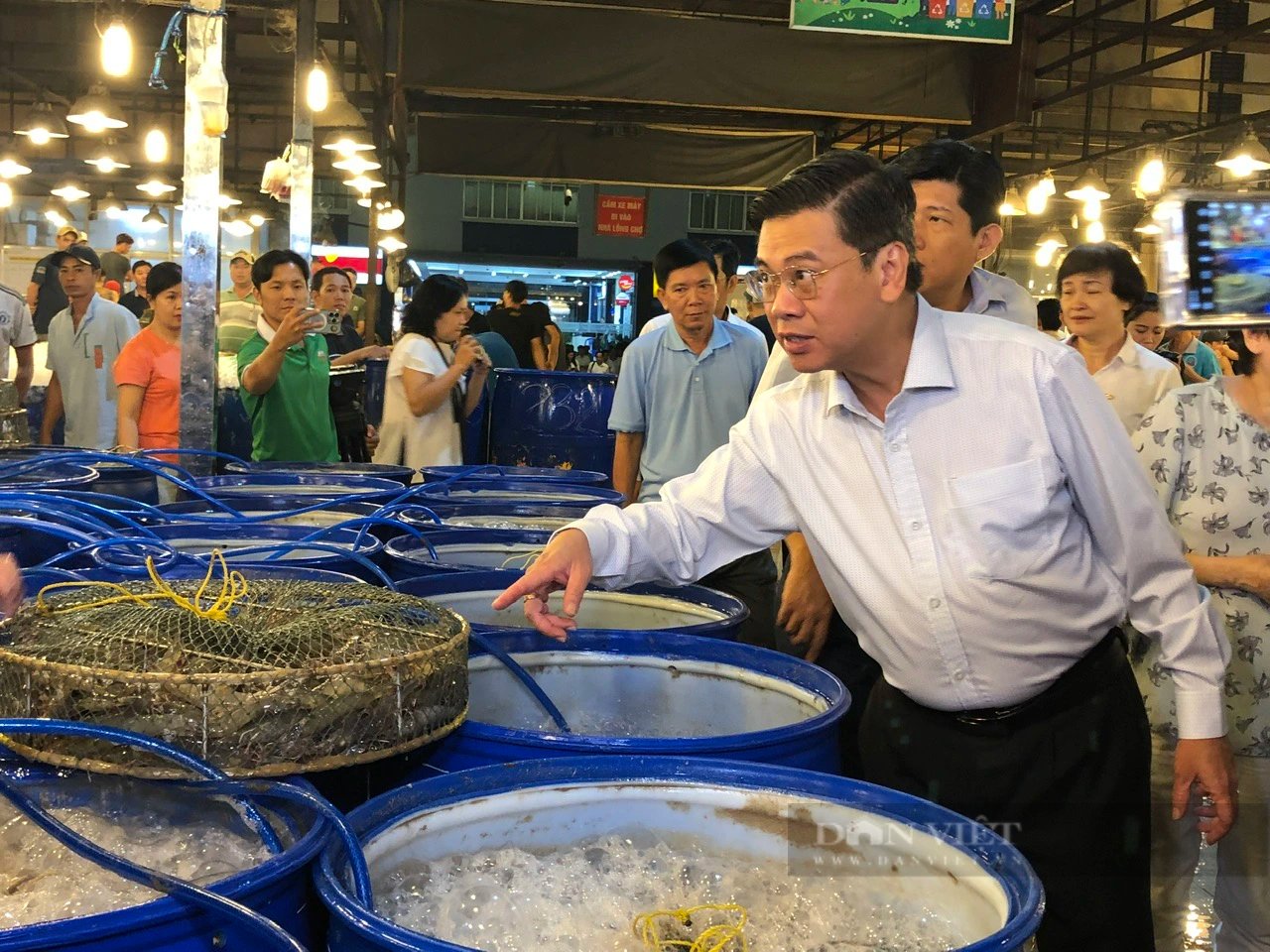 Phó Chủ tịch TP.HCM Nguyễn Văn Dũng: Theo dõi sát giá cả thực phẩm biến động cận Tết- Ảnh 2.