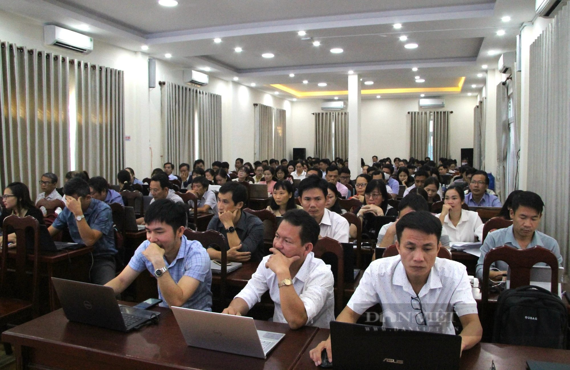 Ứng dụng trí tuệ nhân tạo AI xây dựng ngân hàng câu hỏi trong giáo dục THPT ở Ninh Thuận- Ảnh 1.