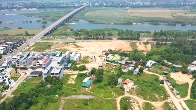 Kinh tế Quảng Ngãi liên tiếp "vượt bão", nhiều con số ấn tượng- Ảnh 1. Kinh tế Quảng Ngãi liên tiếp "vượt bão", nhiều con số ấn tượng- Ảnh 1.