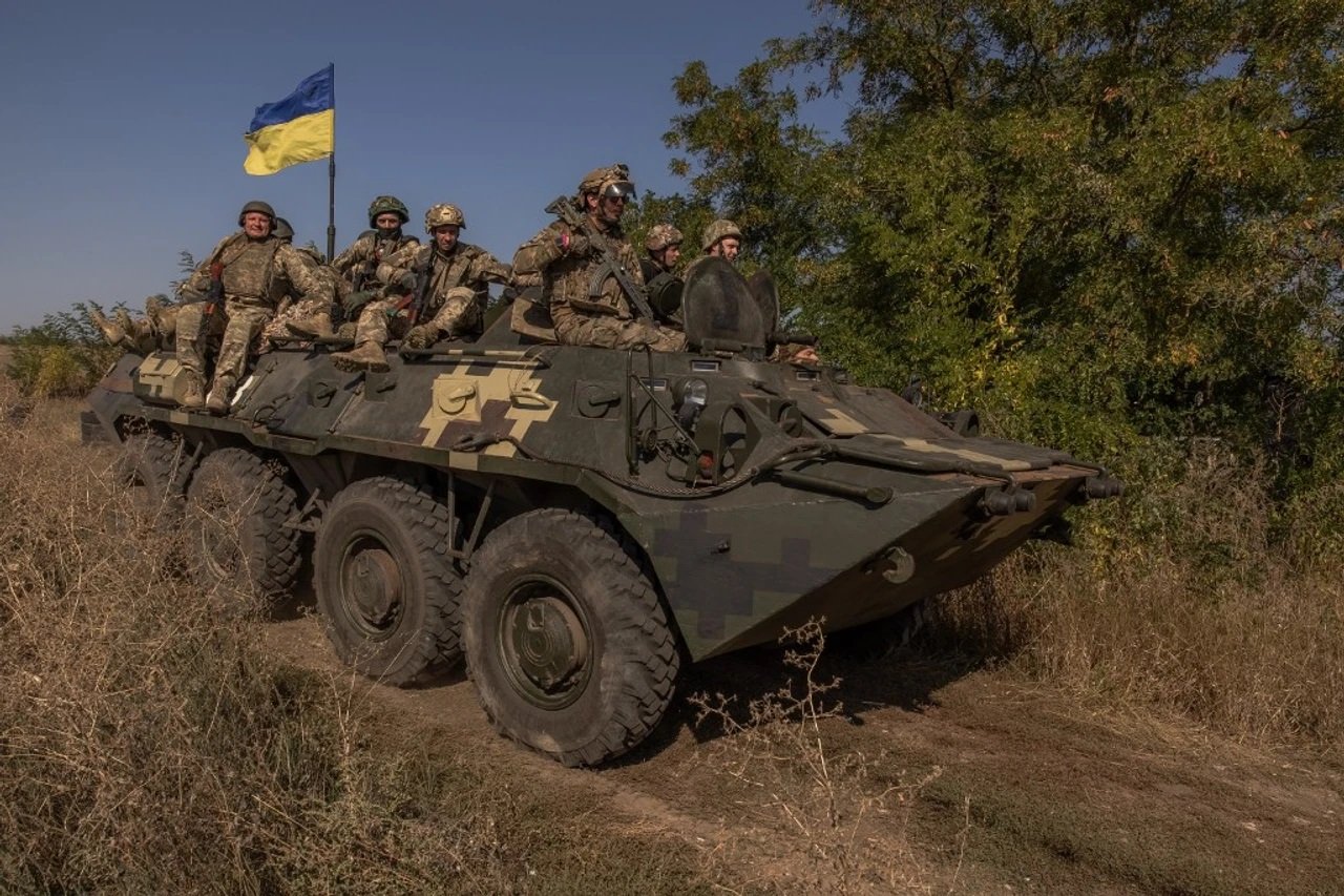 Mỹ thực hiện chiến lược mới giúp Ukraine đánh bại Nga- Ảnh 1.
