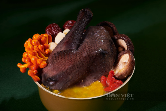 Sướng như gà ác Ngọc Hương được ăn sâu canxi, đông trùng hạ thảo, thịt ngon cỡ nào mà cháy hàng dịp Tết?- Ảnh 11.