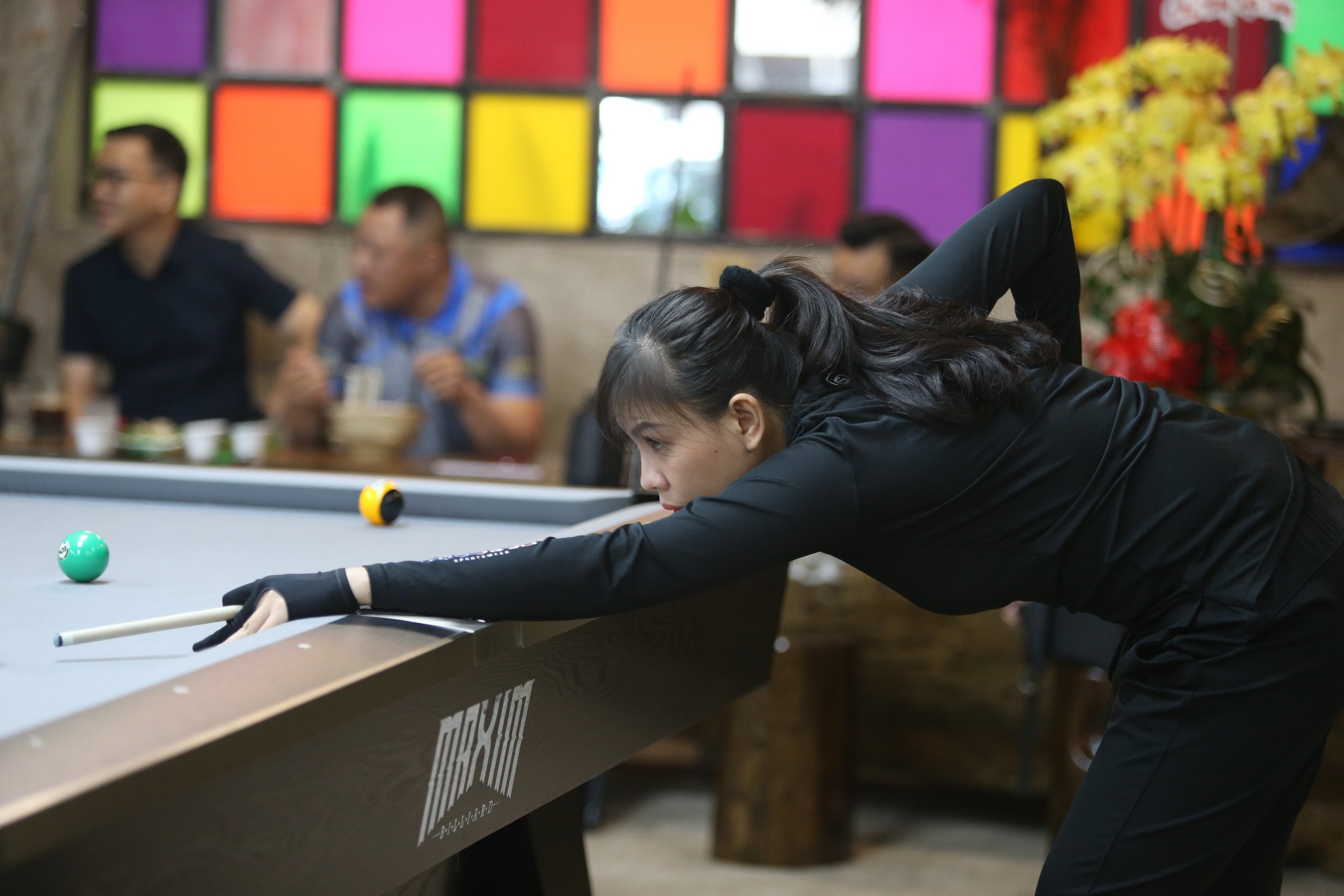 Dàn hotgirl khuấy động giải Billiards độc đáo ở Sài thành - Ảnh 2.