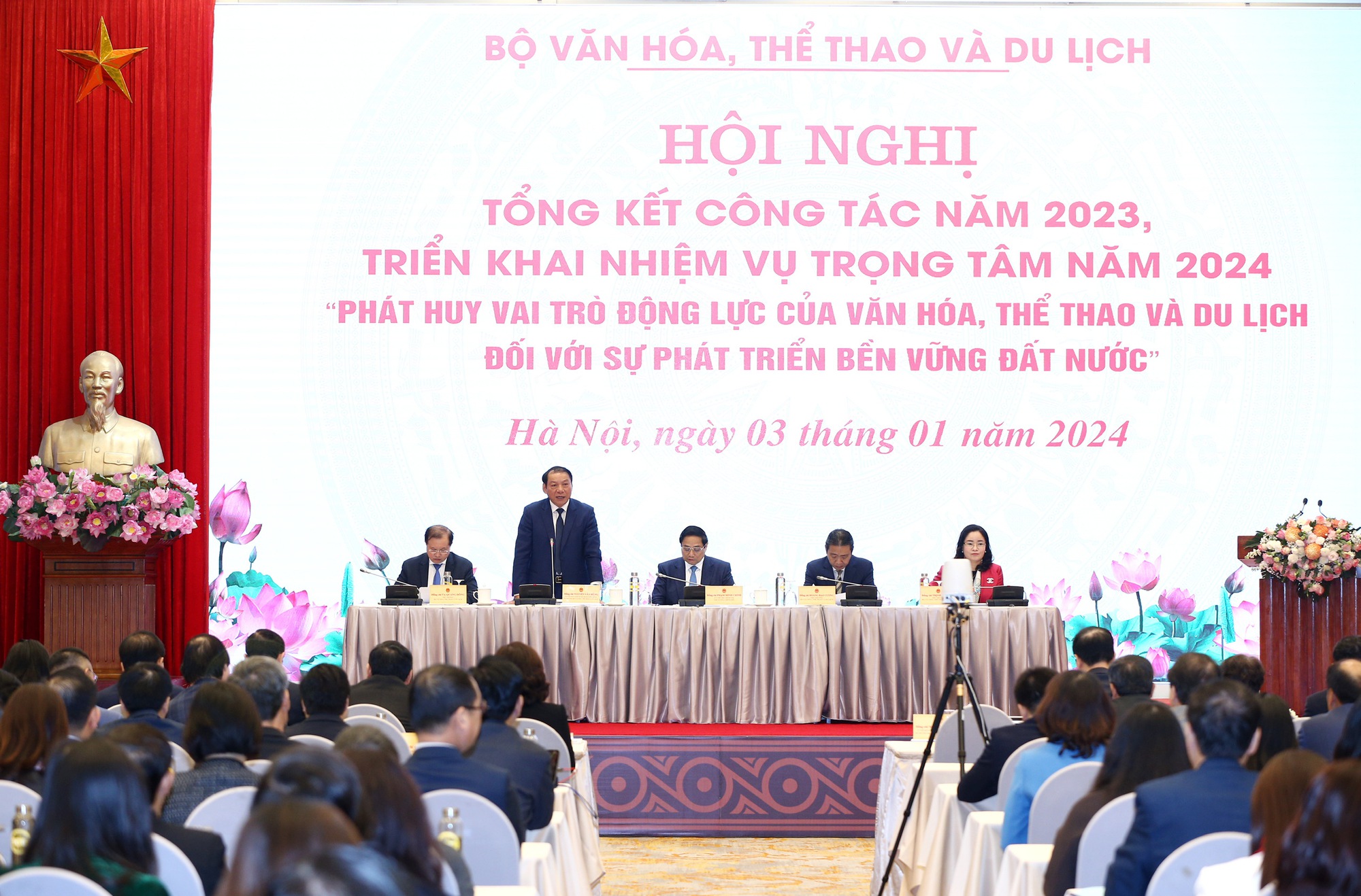 Thủ tướng: “Ngành VHTTDL không chủ quan và không bi quan trước diễn biến phức tạp”- Ảnh 2.