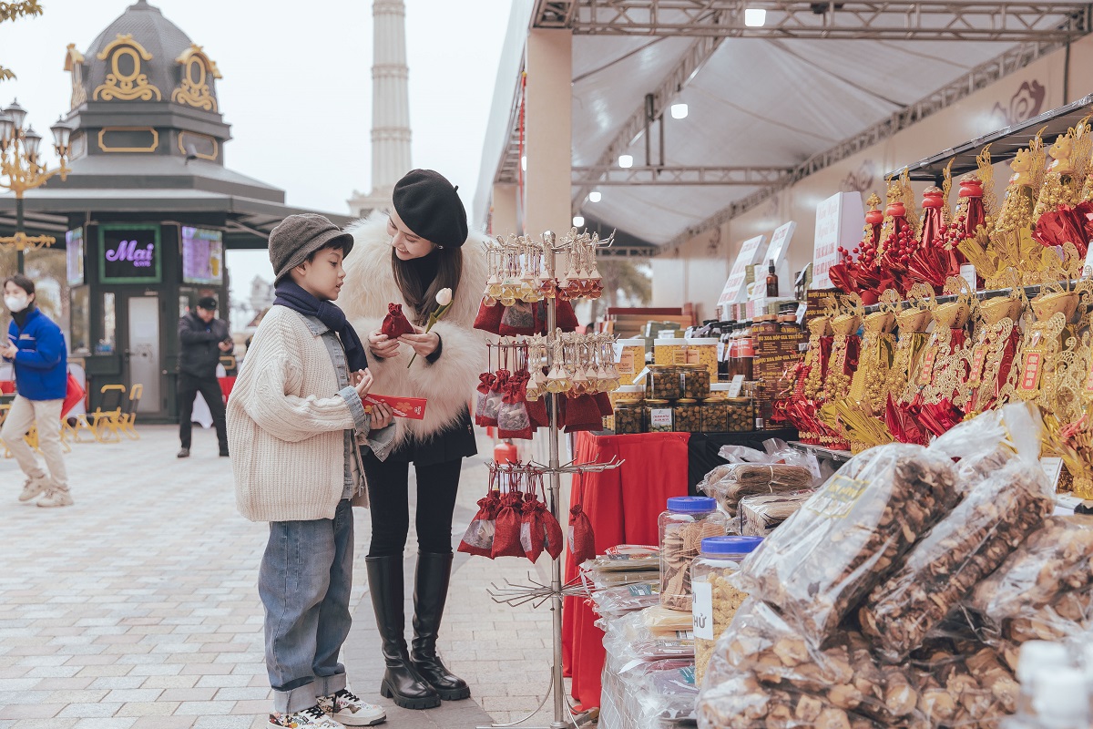 Hội chợ Xuân "đỉnh của chóp" tại Ocean City hút du khách những ngày giáp Tết- Ảnh 2.