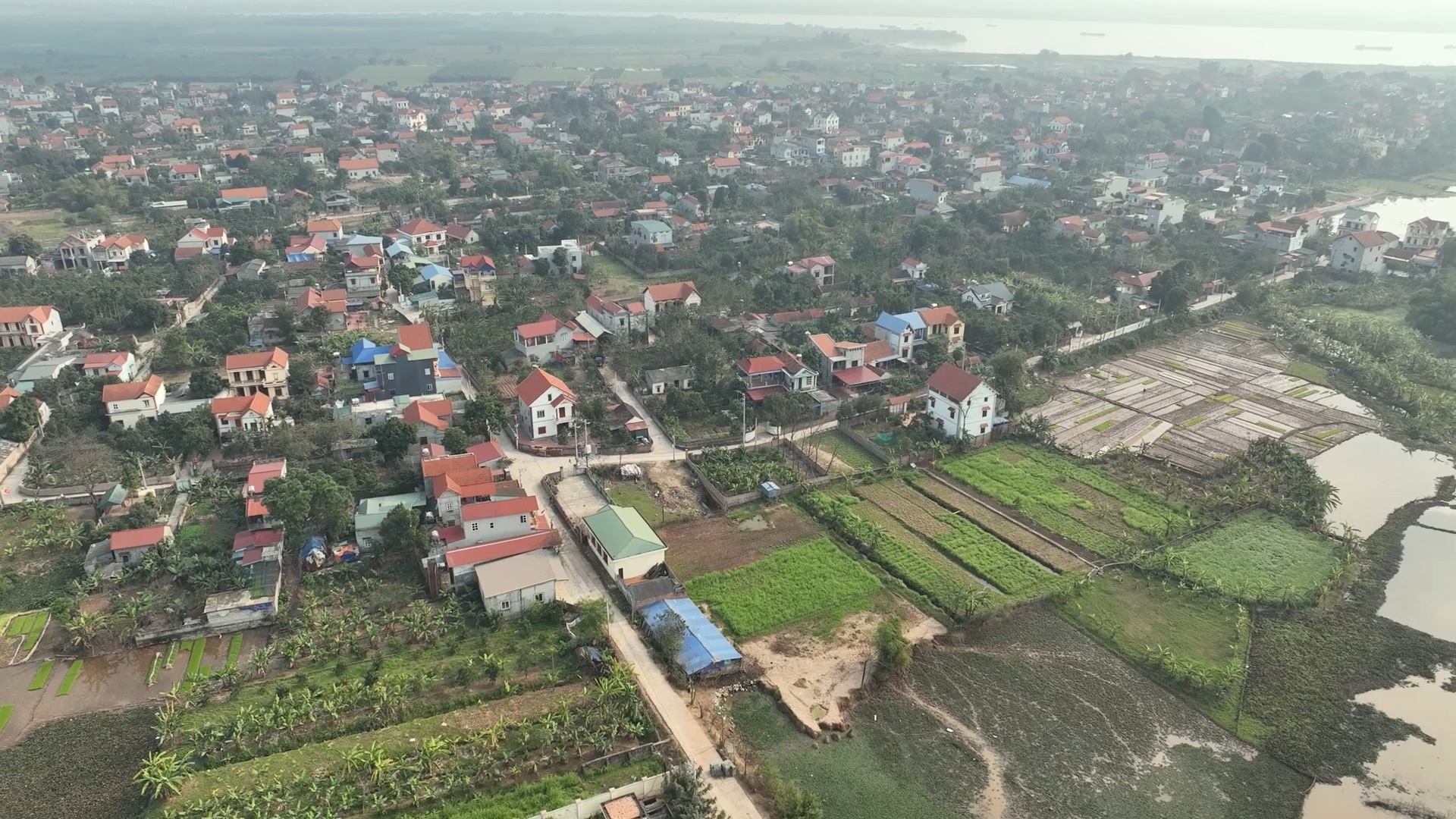 Quốc hội xem xét thông qua Luật Đất đai (sửa đổi) ngay trong tháng 1/2024- Ảnh 1.