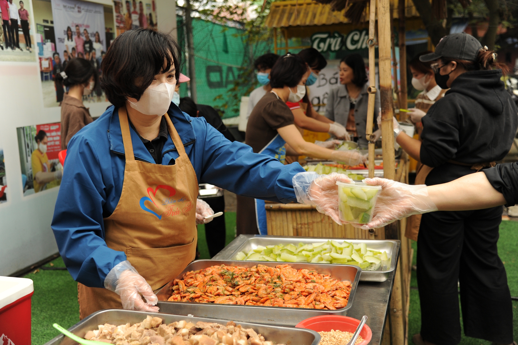 Mở ra hành trình diệu kỳ từ những suất ăn miễn phí- Ảnh 11.