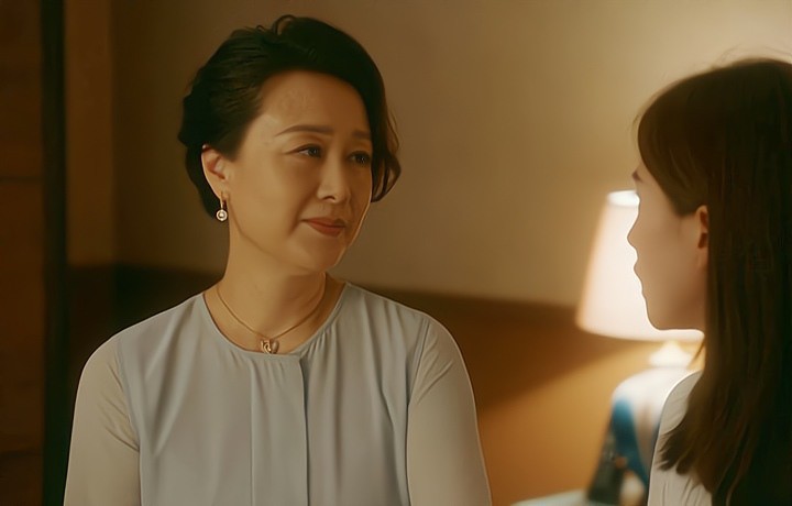 Đêm tân hôn mẹ chồng gõ cửa đưa cho một thứ, tôi cầm mà ngạc nhiên tột độ- Ảnh 1.
