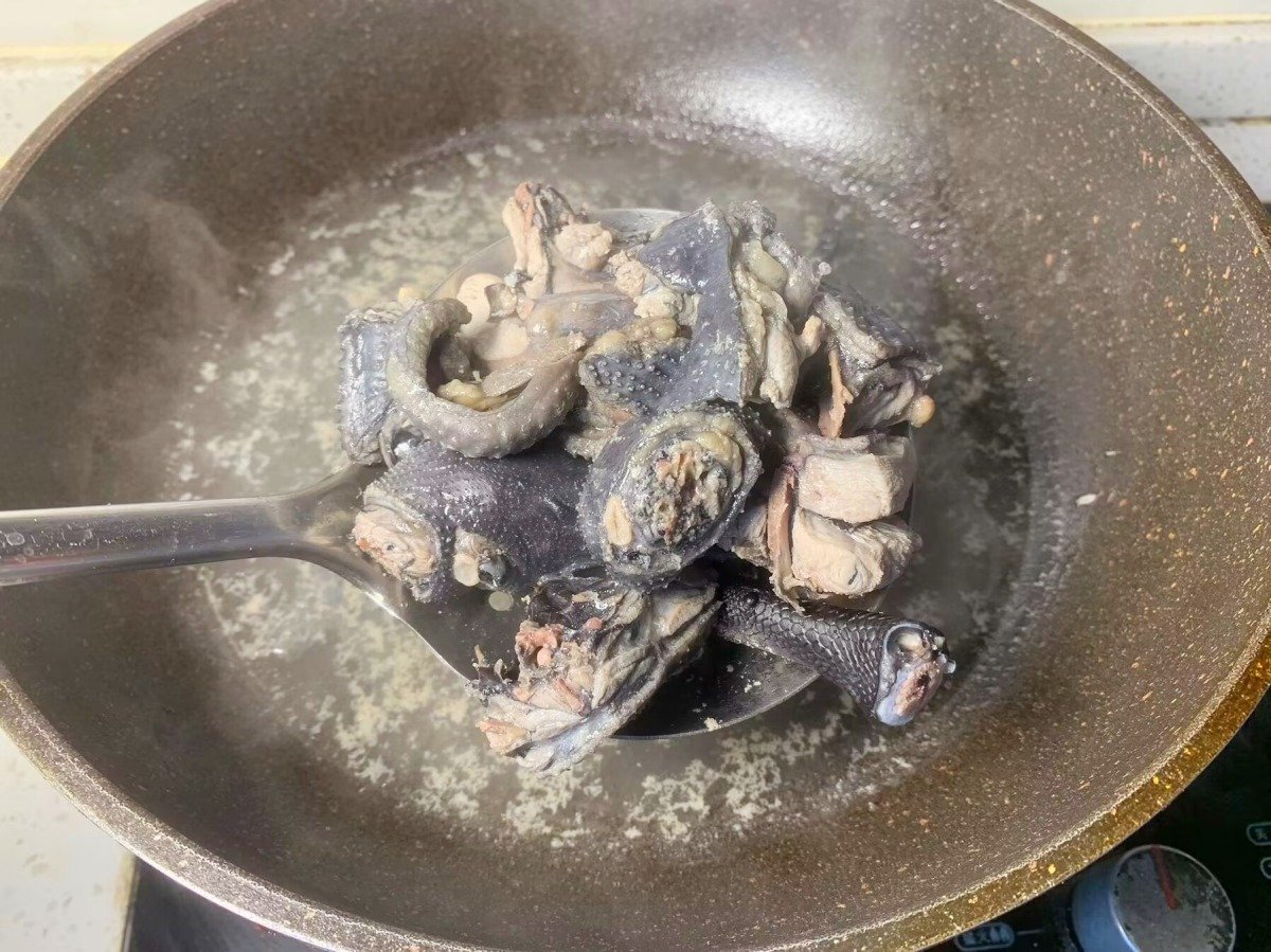 Loại thịt "siêu lực sĩ", bù đắp mệt mỏi, bồi bổ cơ thể, nấu canh chỉ cho chút muối đã ngọt thơm- Ảnh 4.