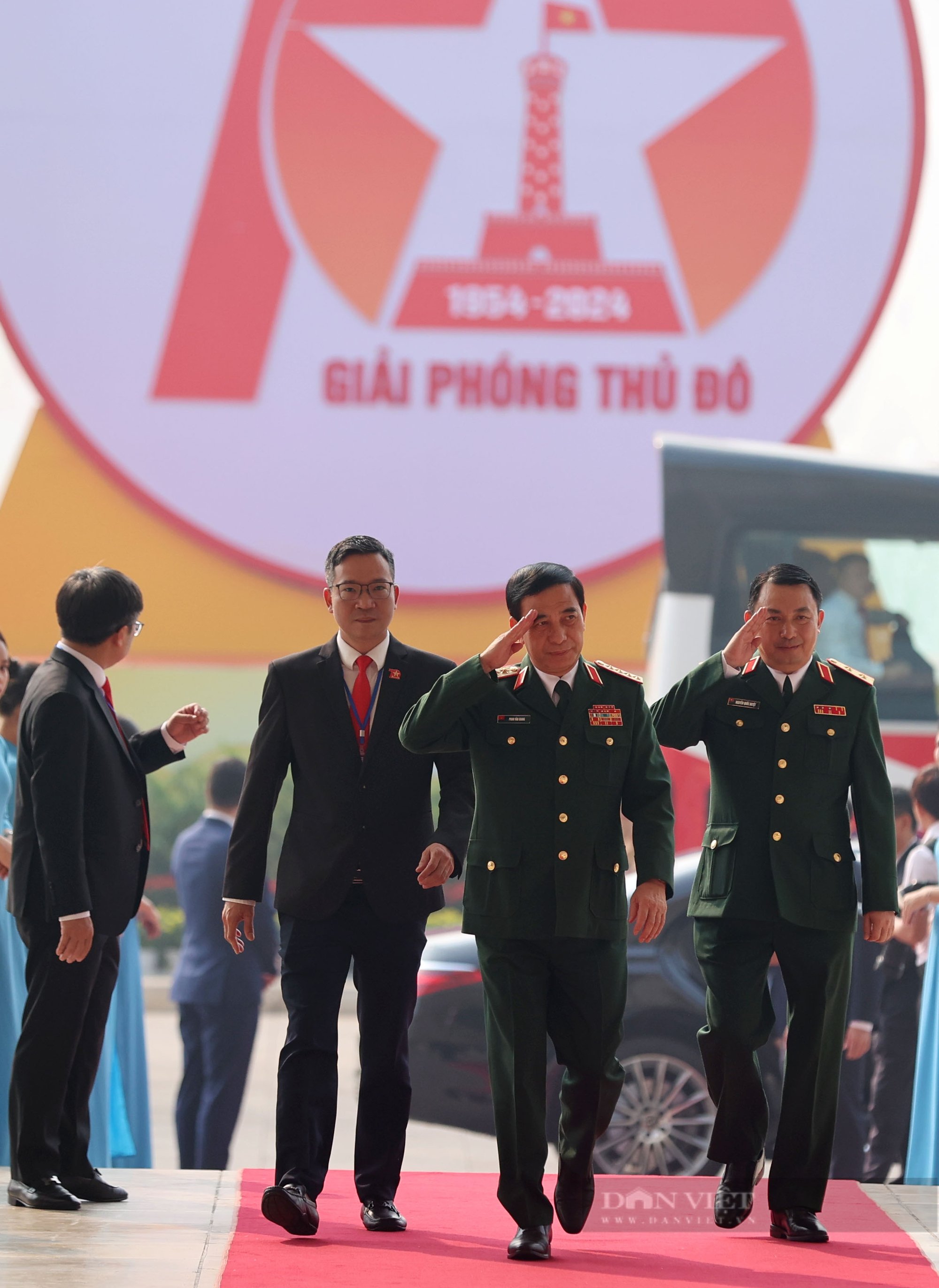 Lãnh đạo Đảng, Nhà nước dự lễ kỷ niệm 70 năm ngày Giải phóng Thủ đô- Ảnh 7.