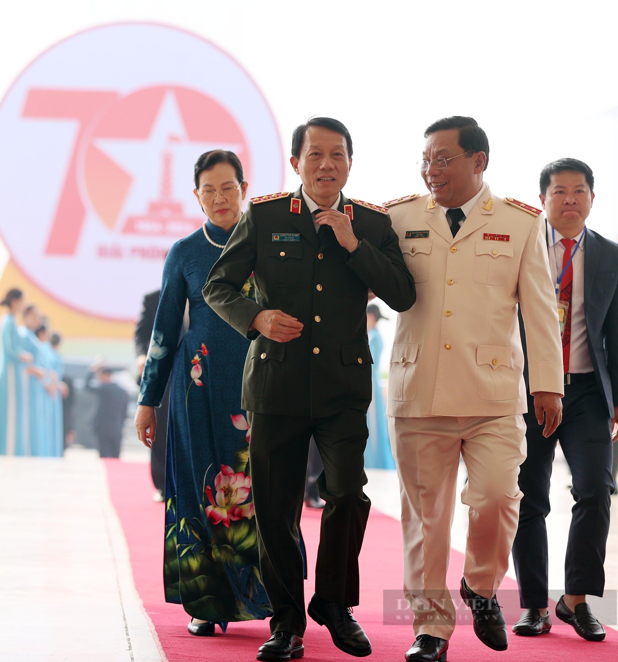 Lãnh đạo Đảng, Nhà nước dự lễ kỷ niệm 70 năm ngày Giải phóng Thủ đô- Ảnh 8.