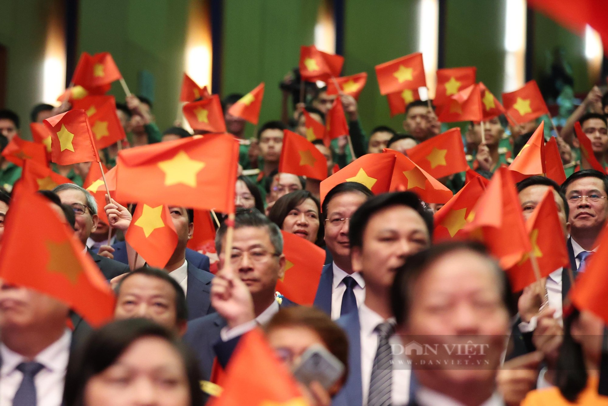 Lãnh đạo Đảng, Nhà nước dự lễ kỷ niệm 70 năm ngày Giải phóng Thủ đô- Ảnh 22.