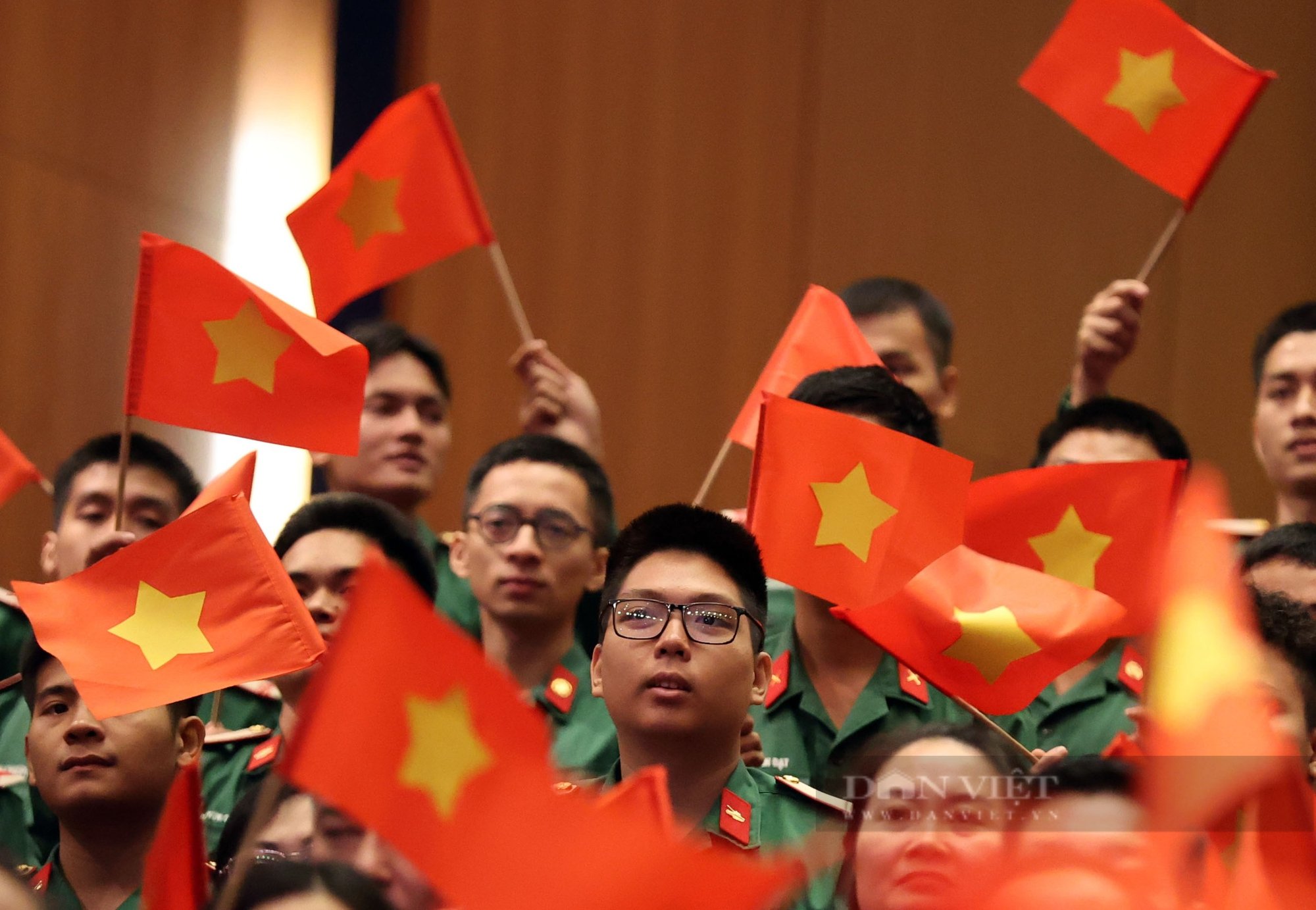 Lãnh đạo Đảng, Nhà nước dự lễ kỷ niệm 70 năm ngày Giải phóng Thủ đô- Ảnh 24.