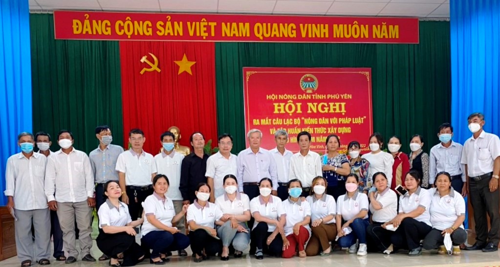 Hiệu quả từ mô hình Câu lạc bộ “Nông dân với pháp luật” tại Phú Yên - Ảnh 2.