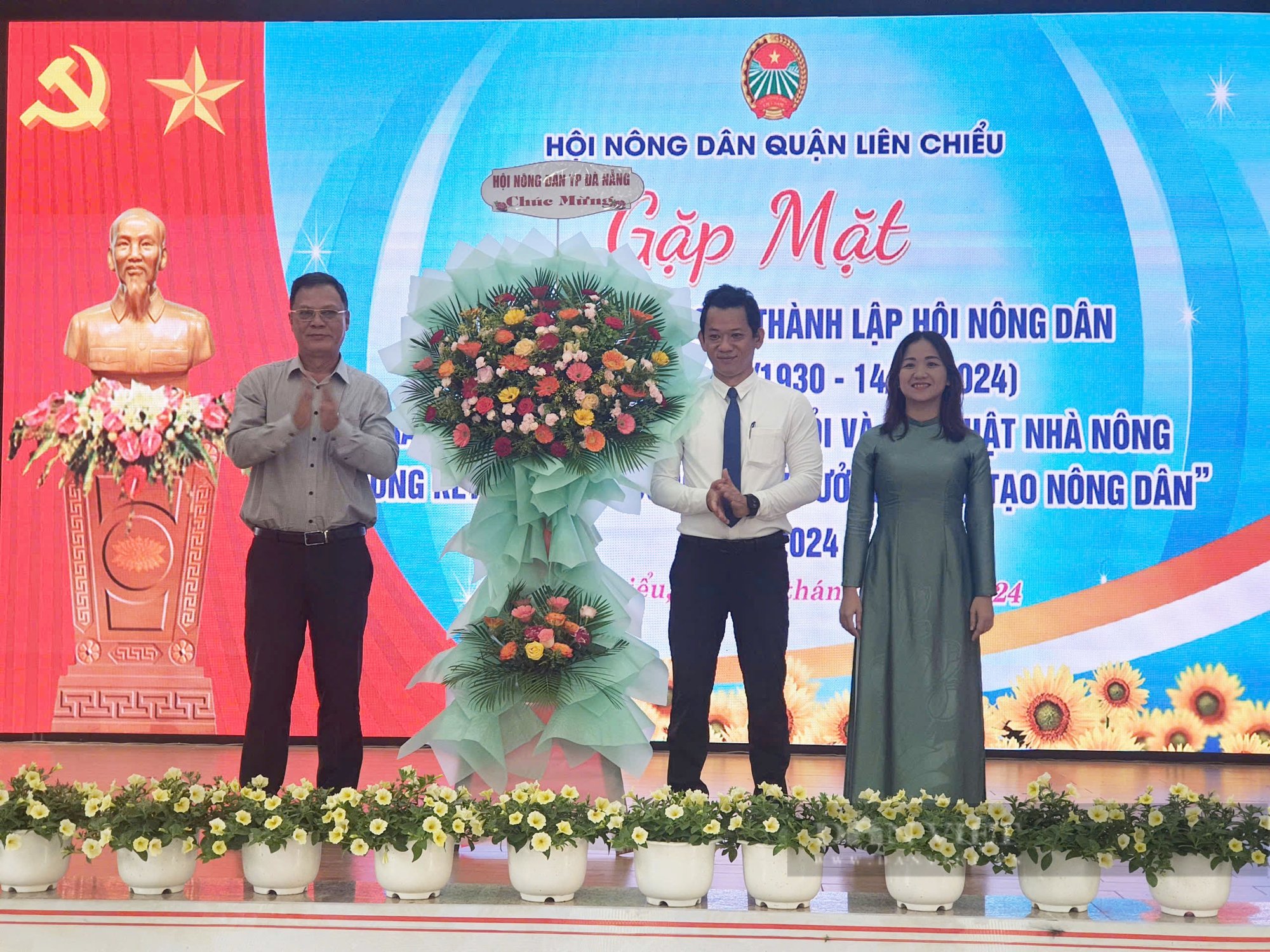 Đà Nẵng: Liên Chiểu gặp mặt kỷ niệm 94 năm ngày thành lập Hội Nông dân Việt Nam- Ảnh 2.