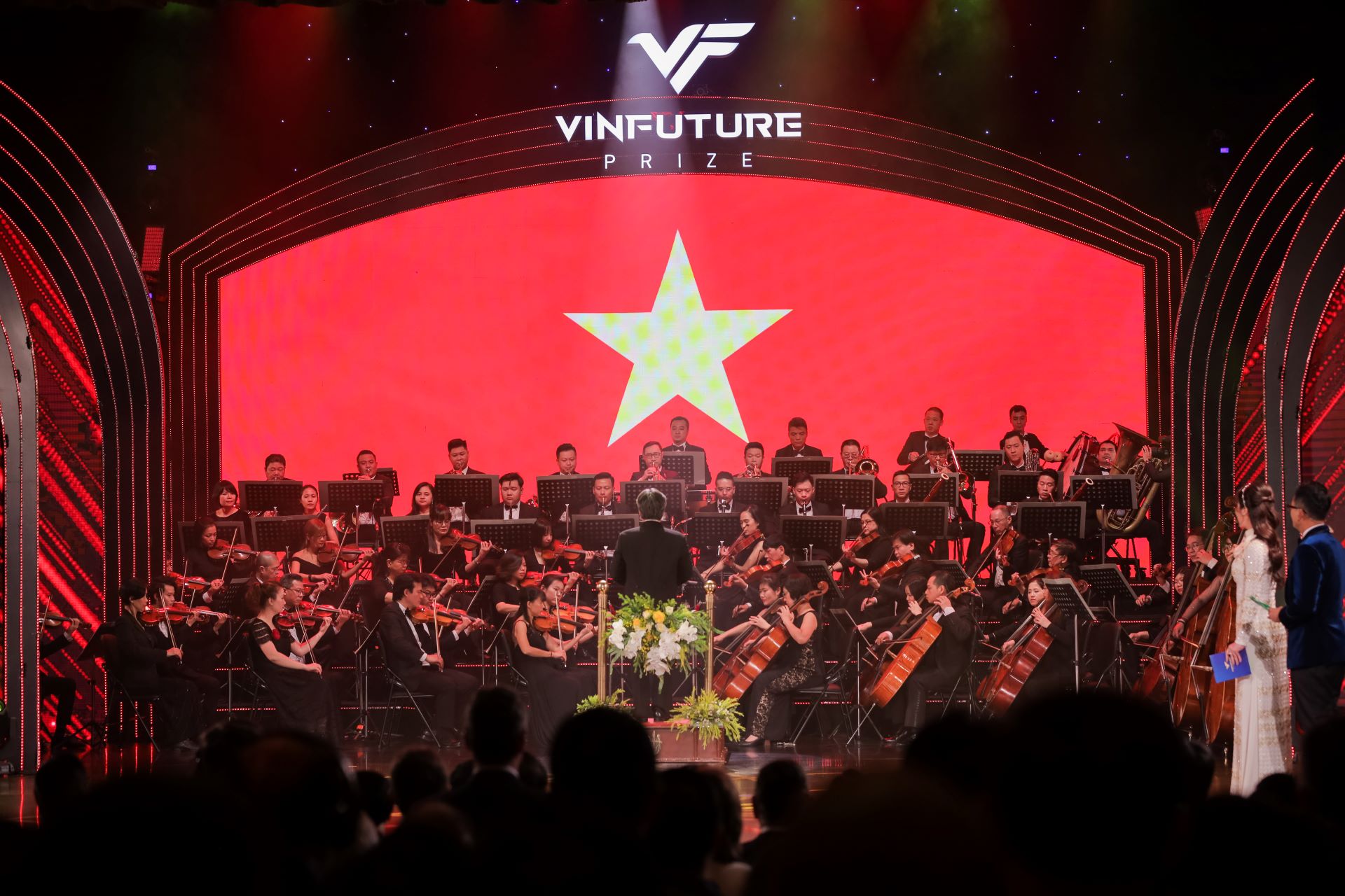 Chuyên gia: Uy tín, tầm vóc quốc tế của VinFuture sánh ngang Nobel - Ảnh 3.