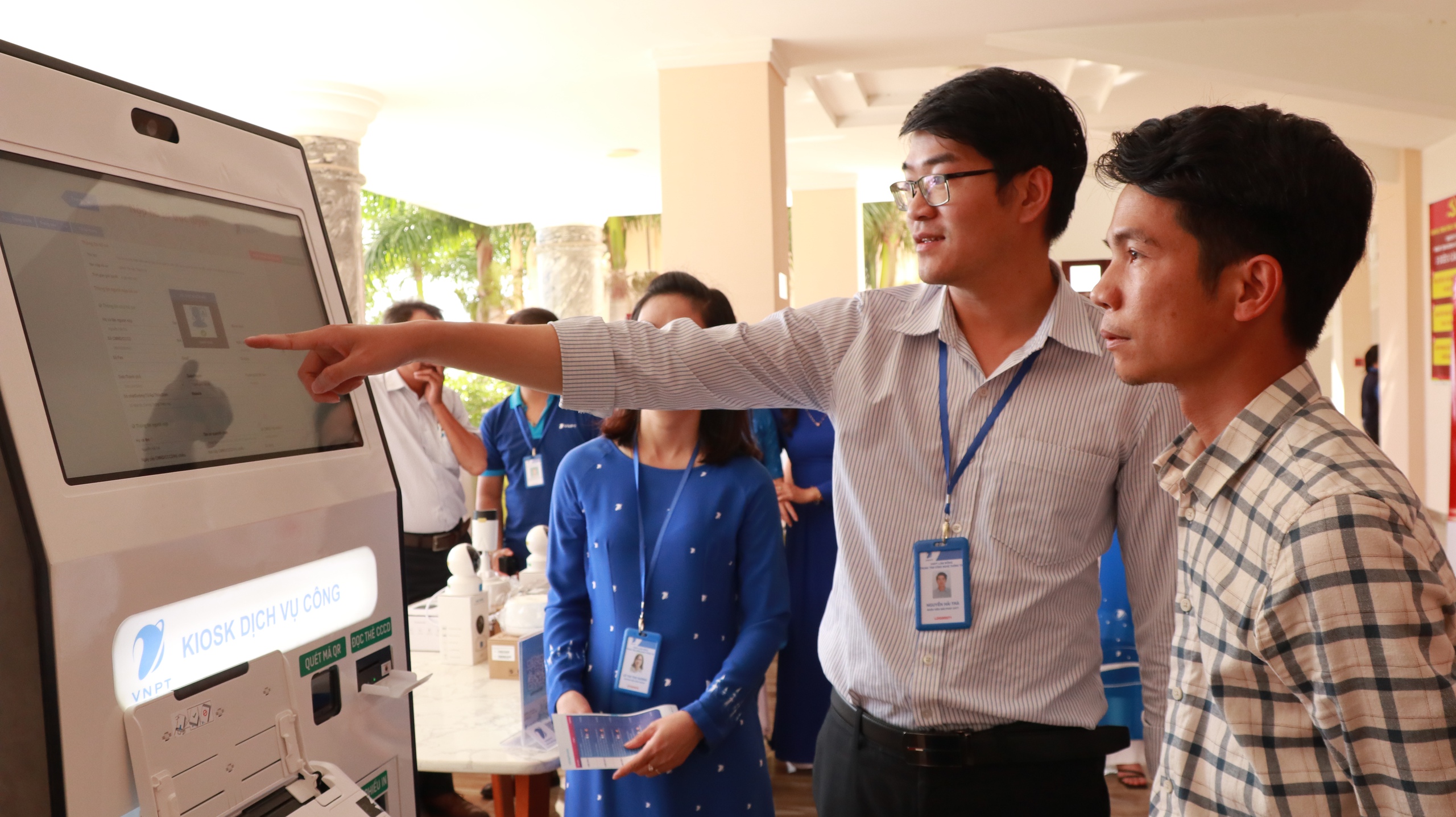 Người dân Lâm Đồng sẽ không phải đi xa vài chục km để làm thủ tục hành chính công - Ảnh 1.