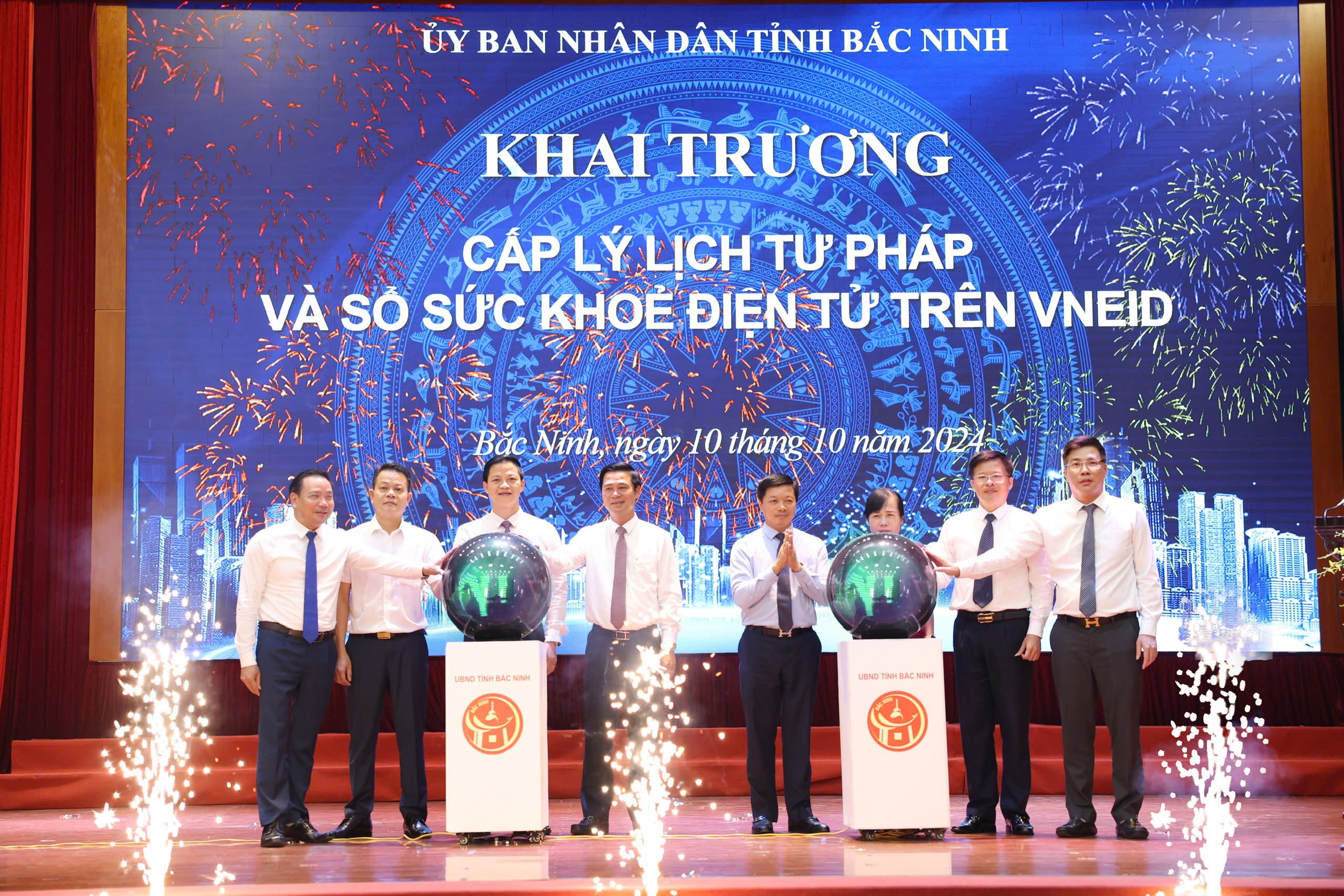 Bắc Ninh đi tiên phong, dẫn đầu cả nước về nhiều nội dung chuyển đổi số - Ảnh 3.