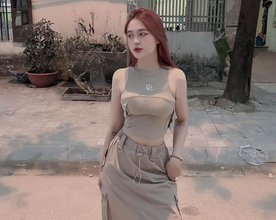 Vẻ gợi cảm khó cưỡng của hot girl 2K "ăn cơm trước kẻng" với hậu vệ Hà Nội FC - Ảnh 12.