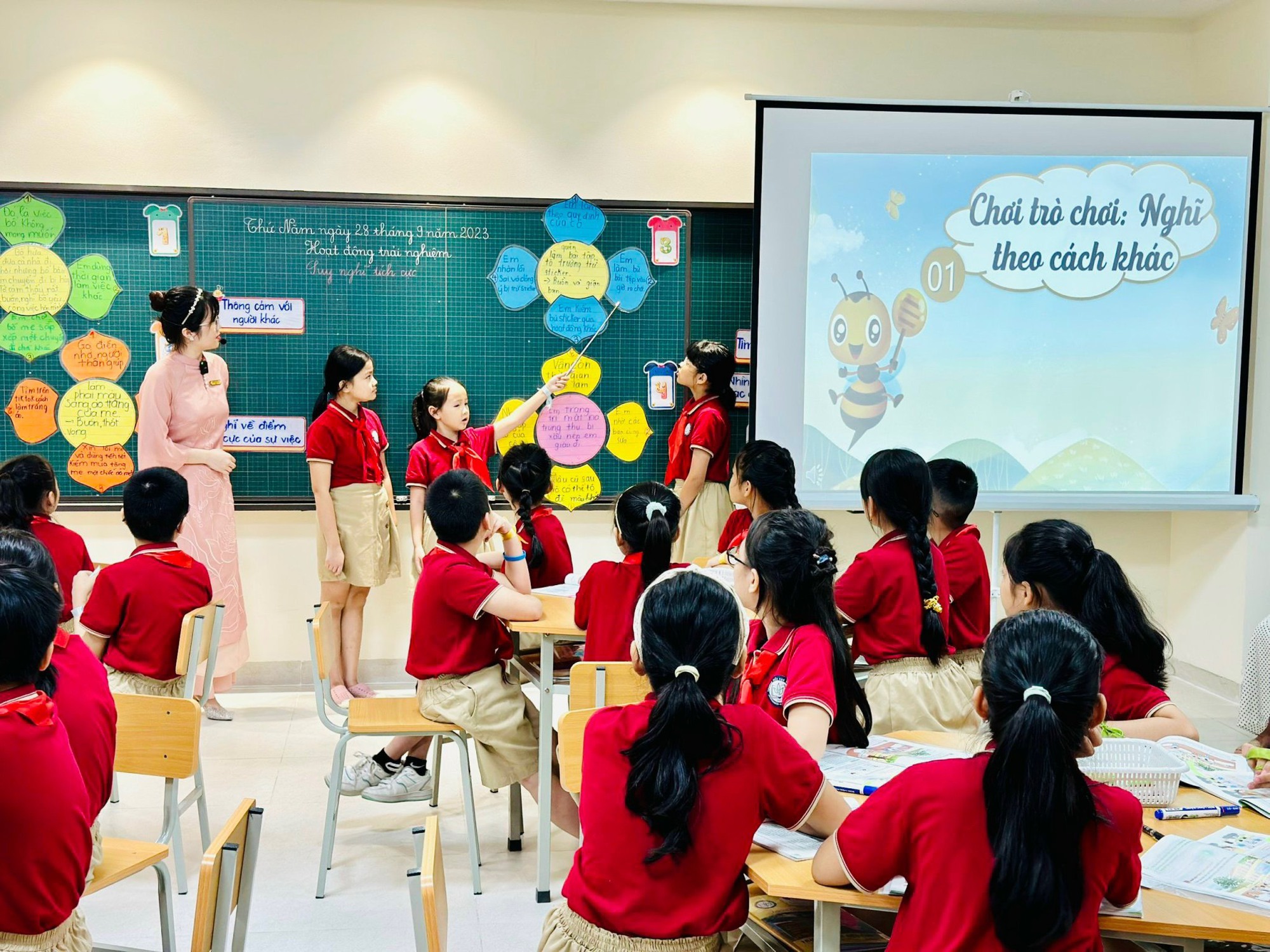 Cử tri kiến nghị “dạy thêm là ngành nghề kinh doanh có điều kiện”, Bộ GDĐT có ý kiến thế nào? - Ảnh 1.
