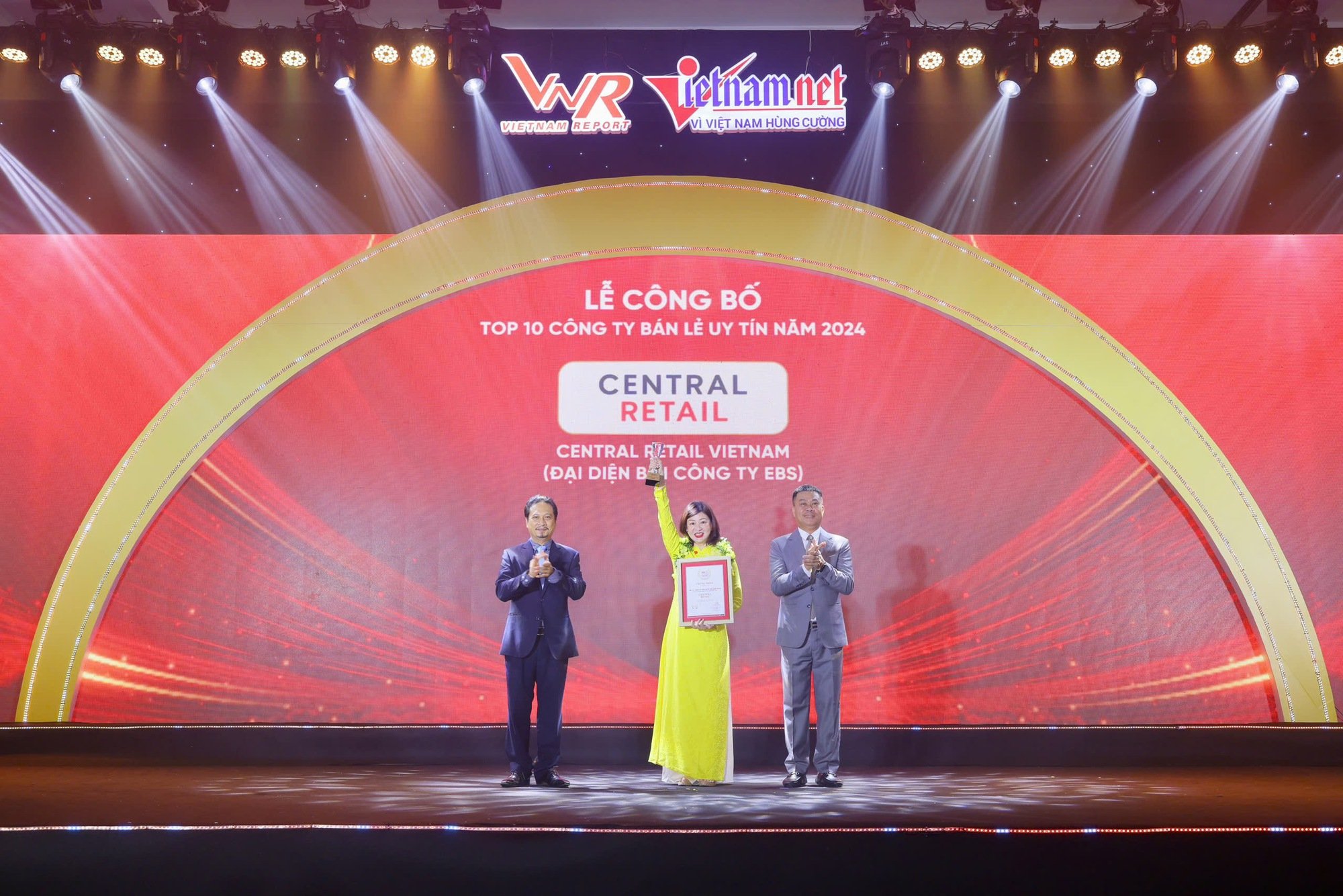Lần thứ 4 quán quân Top 10 công ty bán lẻ uy tín, Central Retail gửi lời tri ân đến người tiêu dùng- Ảnh 2.