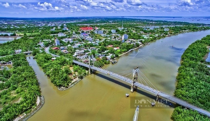 Dấu hiệu gian lận đấu thầu dự án đê bao ở huyện Cần Giờ, chuyển Công an TP.HCM điều tra - Ảnh 2.