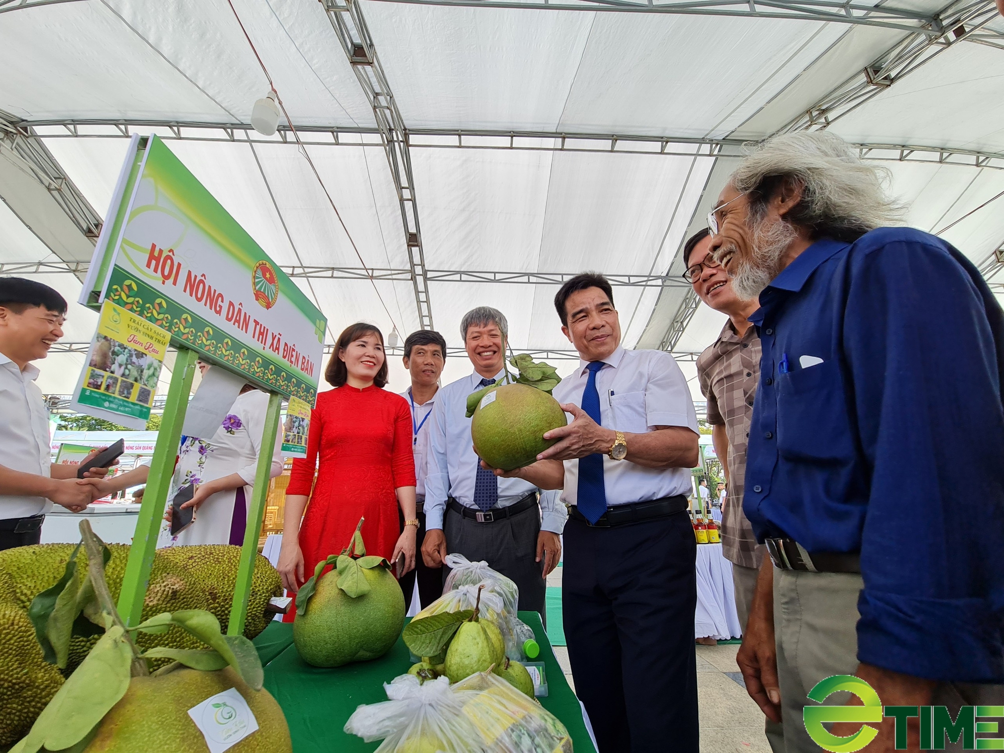 Chủ tịch tỉnh Quảng Nam Lê Văn Dũng: Doanh nghiệp, doanh nhân đóng góp nhiều thành quả đầy từ hào cho tỉnh Quảng Nam- Ảnh 3.