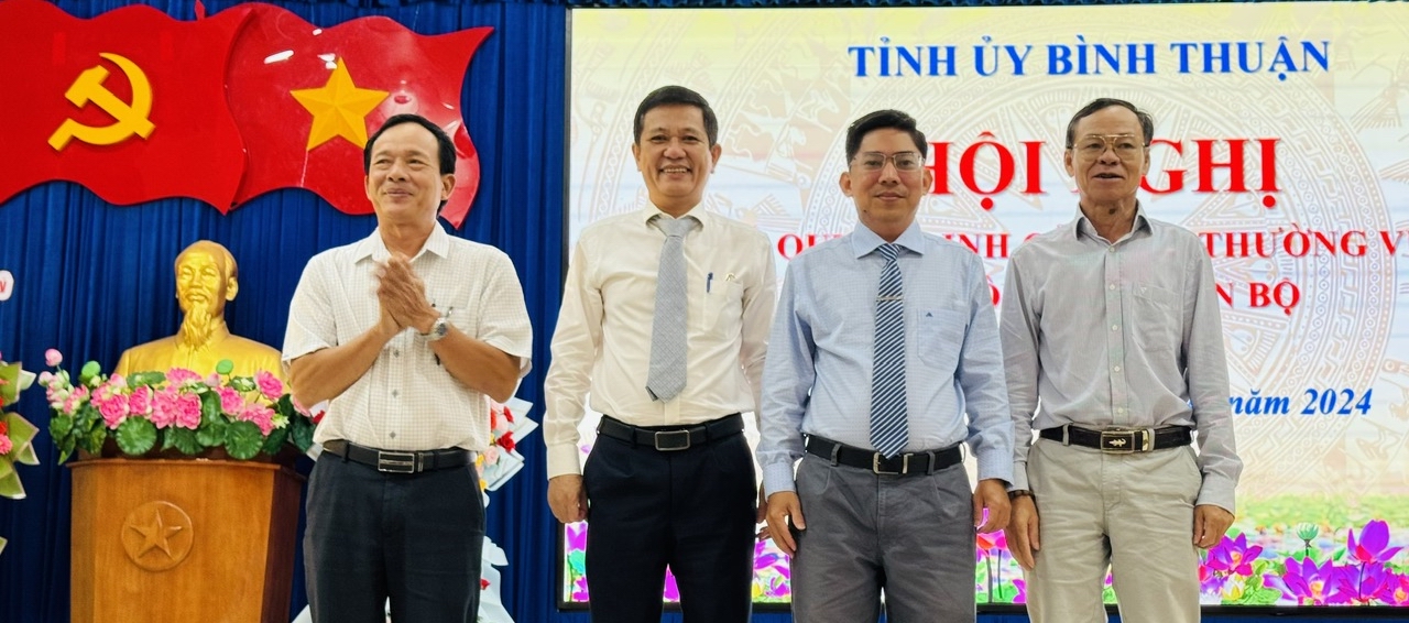 Huyện đảo Phú Quý tỉnh Bình Thuận đã có tân Bí thư Huyện ủy 42 tuổi- Ảnh 4.